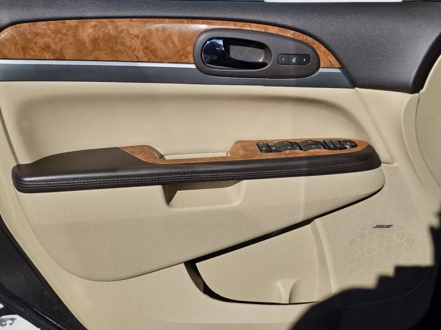 2012 /Cashmere Buick Enclave Premium (5GAKRDEDXCJ) with an Other engine, located at 5115 14th Ave., Columbus, GA, 31904, (706) 323-0345, 32.511494, -84.971046 - **Discover the 2012 Buick Enclave: The Perfect Family SUV for Phenix City Adventures!**<br /> <br /> Are you searching for the ideal family SUV that combines comfort, style, and advanced technology? Look no further than this stunning 2012 Buick Enclave, available now at Gils Auto in Phenix City, AL. - Photo#8