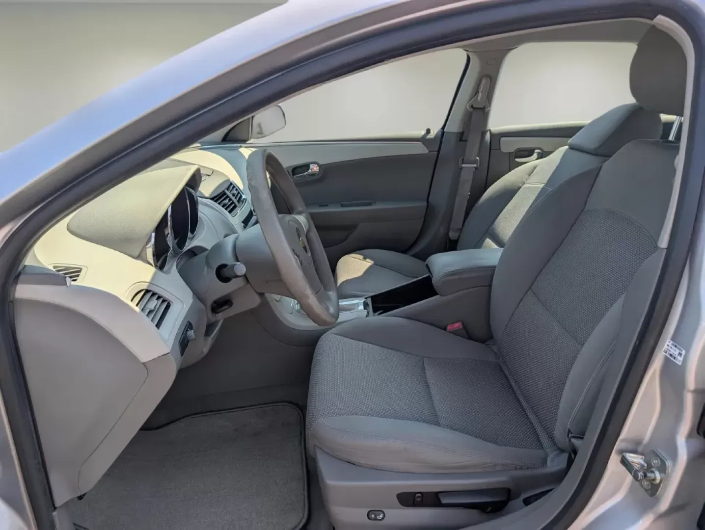 2012 /Titanium Chevrolet Malibu LS w/1FL (1G1ZA5EU5CF) with an Other engine, located at 1430 Gateway Drive, Opelika, AL, 36801, (334) 239-0944, 32.637871, -85.409790 - **Discover Your Next Adventure with the 2012 Chevrolet Malibu A Perfect Fit for Your Phenix City Lifestyle!**<br /> <br /> Are you looking for a reliable sedan that effortlessly blends style, efficiency, and comfort? The 2012 Chevrolet Malibu, available now at Gils Auto in Phenix City, AL, is an ex - Photo#9