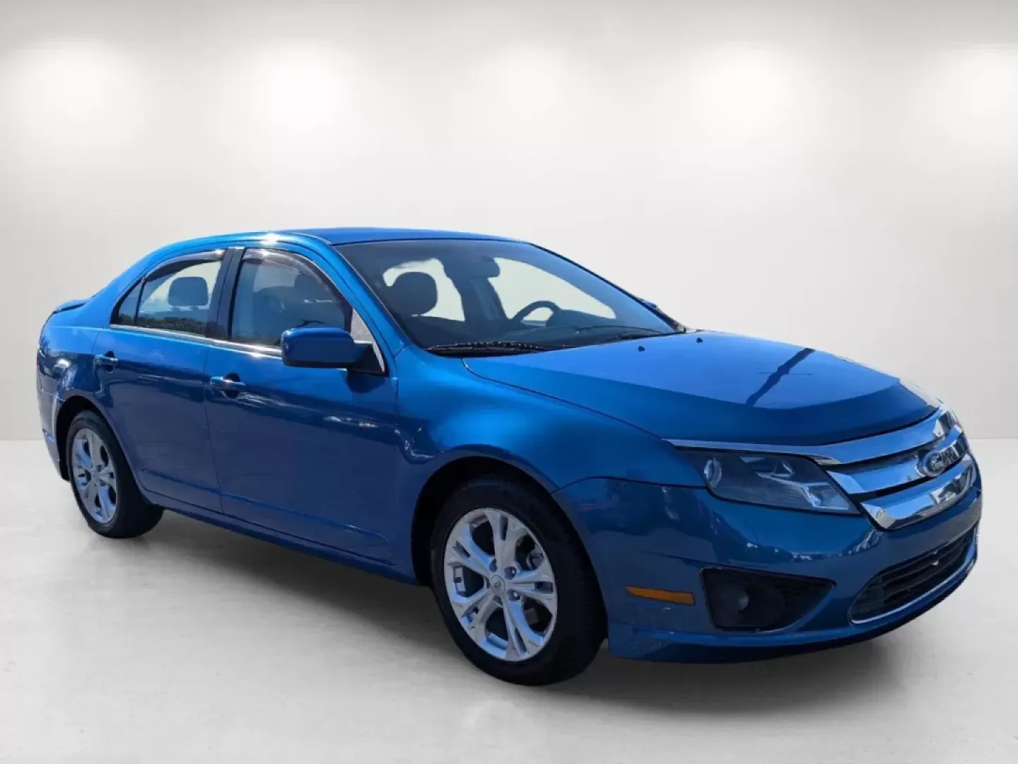 2012 Ford Fusion SE (3FAHP0HA4CR) with an Other engine, located at 5115 14th Ave., Columbus, GA, 31904, (706) 323-0345, 32.511494, -84.971046 - **Discover Your Perfect Ride at Gils Auto - Phenix City: 2012 Ford Fusion SE**<br /> <br /> Are you in search of a reliable vehicle that fits seamlessly into your busy lifestyle? Look no further than this 2012 Ford Fusion SE, available at Gils Auto, your trusted Buy Here Pay Here dealership located - Photo#3