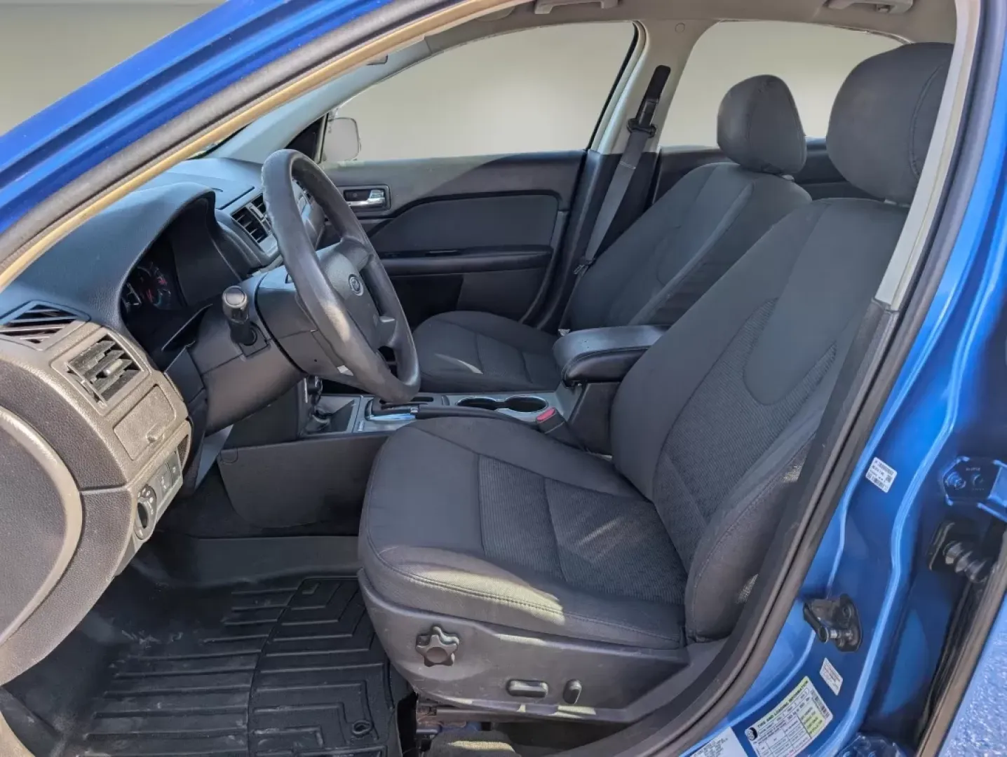 2012 Ford Fusion SE (3FAHP0HA4CR) with an Other engine, located at 5115 14th Ave., Columbus, GA, 31904, (706) 323-0345, 32.511494, -84.971046 - **Discover Your Perfect Ride at Gils Auto - Phenix City: 2012 Ford Fusion SE**<br /> <br /> Are you in search of a reliable vehicle that fits seamlessly into your busy lifestyle? Look no further than this 2012 Ford Fusion SE, available at Gils Auto, your trusted Buy Here Pay Here dealership located - Photo#10