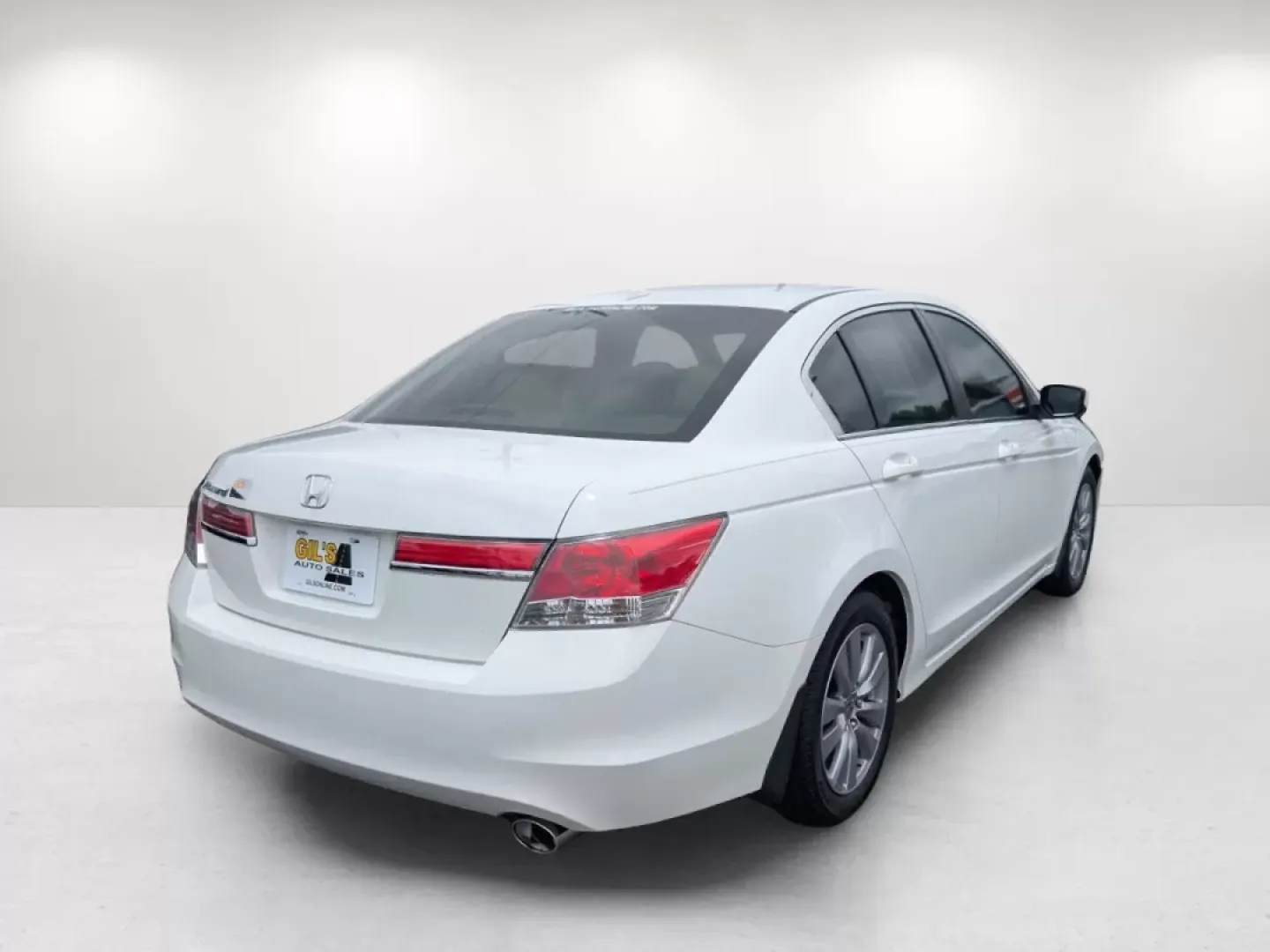 2012 Honda Accord Sdn EX-L (1HGCP2F8XCA) with an Other engine, located at 521 Old Farm Lane Rd, Prattville, AL, 36066, (334) 325-1505, 32.482460, -86.416367 - Experience the freedom and reliability of a sedan that fits seamlessly into your life. The 2012 Honda Accord Sdn EX-L is not just a vehicle; it's the perfect companion for growing families, busy commuters, or anyone seeking a dependable ride for weekend adventures. This stylish white sedan is waitin - Photo#4
