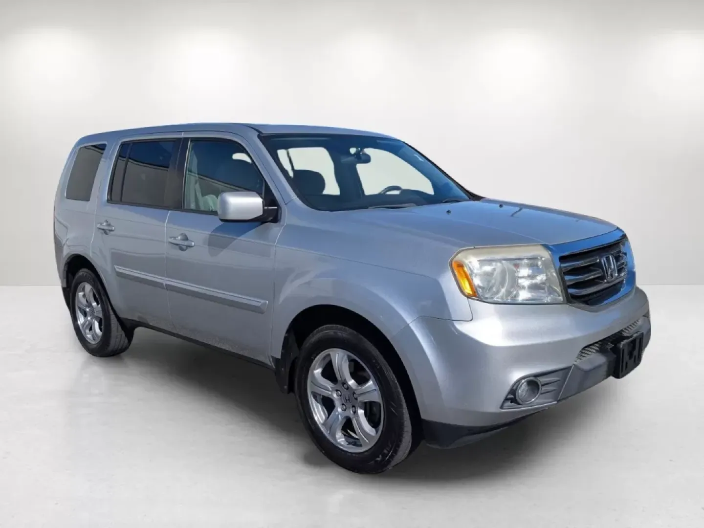 2012 Honda Pilot EX (5FNYF3H46CB) with an Other engine, located at 5115 14th Ave., Columbus, GA, 31904, (706) 323-0345, 32.511494, -84.971046 - **Adventure Awaits with the 2012 Honda Pilot EX at Gils Auto Your Family's Next Reliable SUV!**<br /> <br /> Are you ready to elevate your family adventures? The 2012 Honda Pilot EX is the perfect vehicle for growing families, weekend road trips, or even daily commutes in and around Phenix City, AL - Photo#2