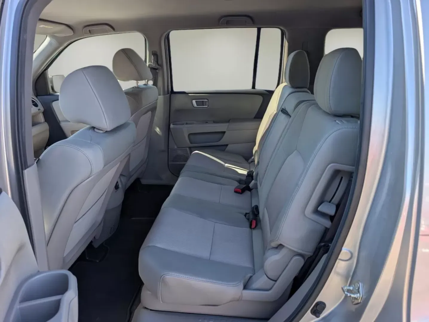 2012 Honda Pilot EX (5FNYF3H46CB) with an Other engine, located at 5115 14th Ave., Columbus, GA, 31904, (706) 323-0345, 32.511494, -84.971046 - **Adventure Awaits with the 2012 Honda Pilot EX at Gils Auto Your Family's Next Reliable SUV!**<br /> <br /> Are you ready to elevate your family adventures? The 2012 Honda Pilot EX is the perfect vehicle for growing families, weekend road trips, or even daily commutes in and around Phenix City, AL - Photo#10