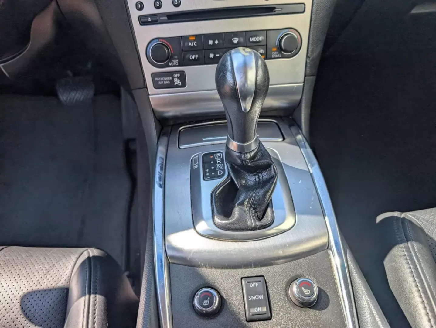 2012 /Graphite Infiniti G25 Sedan x (JN1DV6AR7CM) with an Other engine, located at 1430 Gateway Drive, Opelika, AL, 36801, (334) 239-0944, 32.637871, -85.409790 - Are you ready to elevate your daily commute or weekend getaways? Look no further than the stunning 2012 Infiniti G25 Sedan, available now at Gils Auto in Phenix City, AL! This sleek and stylish vehicle is perfect for those seeking both luxury and performance, making it a fantastic choice for anyone - Photo#13