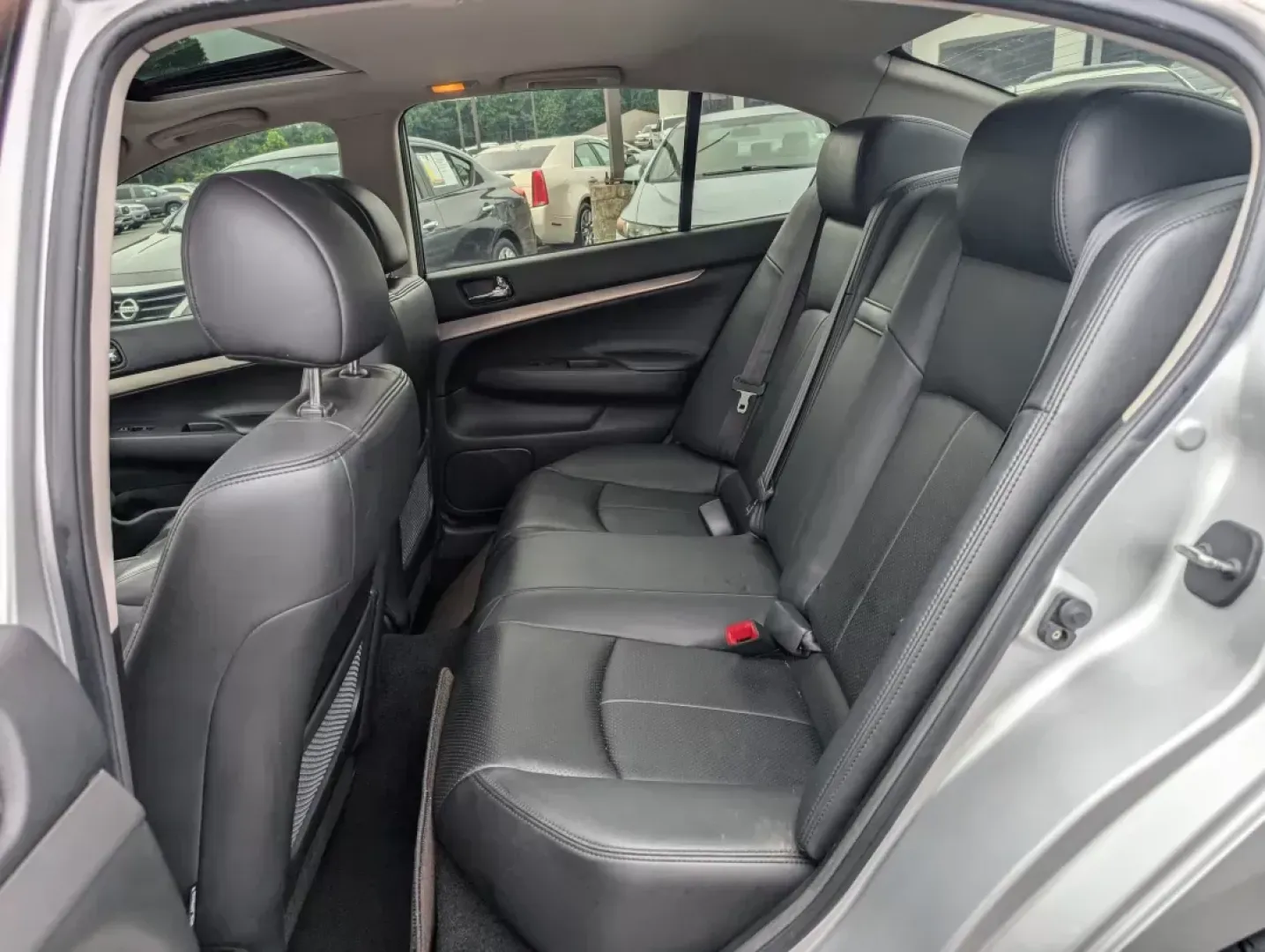 2012 /Graphite Infiniti G37 Sedan Journey (JN1CV6AP9CM) with an Other engine, located at 3959 U.S. 80 W, Phenix City, AL, 36870, (334) 297-4885, 32.469296, -85.135185 - **Elevate Your Daily Drive with the 2012 Infiniti G37 Sedan at Gils Auto!**<br /> <br /> Are you ready to upgrade your commuting experience or make weekend getaways unforgettable? Look no further than this stunning 2012 Infiniti G37 Sedan, available now at Gils Auto in Phenix City, AL. Located conve - Photo#10