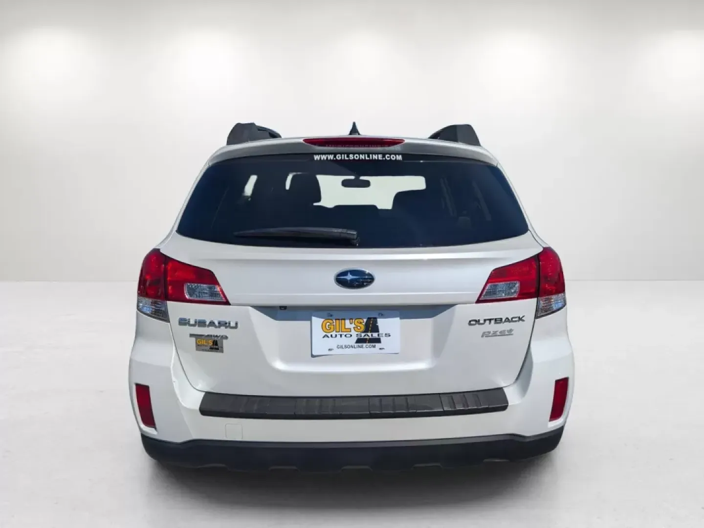 2012 /Warm Ivory Subaru Outback 2.5i Limited (4S4BRBKC5C3) with an Other engine, located at 5115 14th Ave., Columbus, GA, 31904, (706) 323-0345, 32.511494, -84.971046 - **Adventure Awaits with the 2012 Subaru Outback 2.5i Limited Your Perfect Companion for Family Road Trips!**<br /> <br /> Are you ready to embark on unforgettable journeys with your family or friends? The 2012 Subaru Outback 2.5i Limited is the ideal vehicle that combines comfort, space, and versat - Photo#5