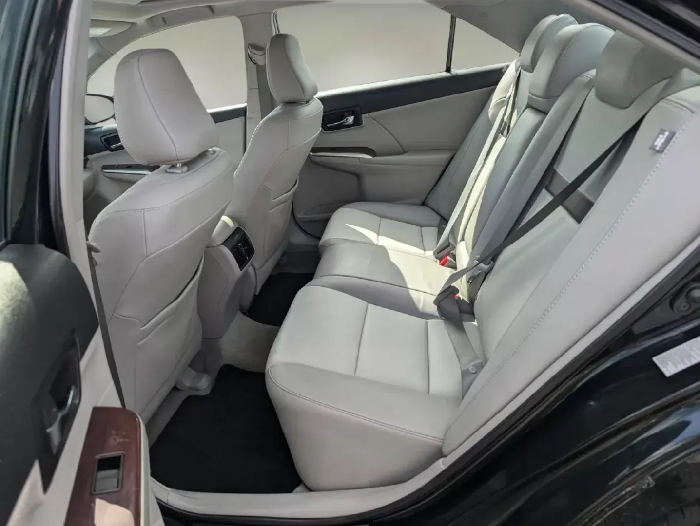 2012 Toyota Camry XLE (4T4BF1FK1CR) with an Gas I4 2.5L/152 engine, 6-Speed Automatic w/Manual Shift transmission, located at 3959 U.S. 80 W, Phenix City, AL, 36870, (334) 297-4885, 32.469296, -85.135185 - **Drive Home Your Dream: 2012 Toyota Camry XLE in Phenix City, AL**<br /> <br /> Are you looking for a reliable sedan that effortlessly combines comfort, style, and technology? Look no further than this 2012 Toyota Camry XLE, perfect for daily commutes, family outings, or weekend adventures. With it - Photo#11