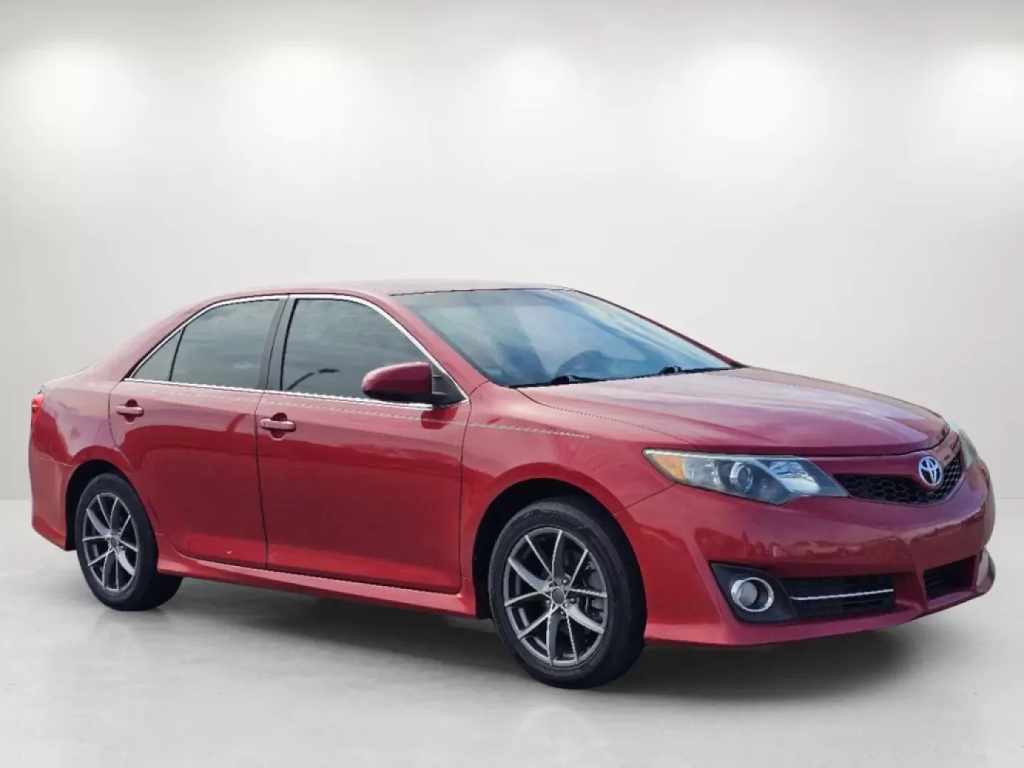 2012 Toyota Camry SE (4T1BF1FK5CU) with an Other engine, located at 804 22nd Ave, Phenix City, AL, 36870, (334) 297-1860, 32.484749, -85.024475 - **Drive in Style and Comfort with the 2012 Toyota Camry SE Perfect for Your Daily Adventures!**<br /> <br /> Are you looking for a reliable and stylish sedan that can effortlessly accommodate your everyday commute or weekend getaways? Look no further than this stunning 2012 Toyota Camry SE, now ava - Photo#1