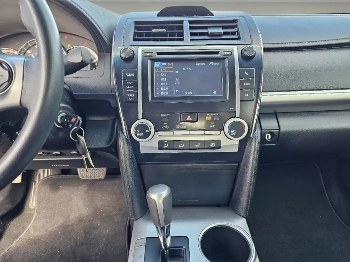 2012 Toyota Camry SE (4T1BF1FK5CU) with an Other engine, located at 804 22nd Ave, Phenix City, AL, 36870, (334) 297-1860, 32.484749, -85.024475 - **Drive in Style and Comfort with the 2012 Toyota Camry SE Perfect for Your Daily Adventures!**<br /> <br /> Are you looking for a reliable and stylish sedan that can effortlessly accommodate your everyday commute or weekend getaways? Look no further than this stunning 2012 Toyota Camry SE, now ava - Photo#11