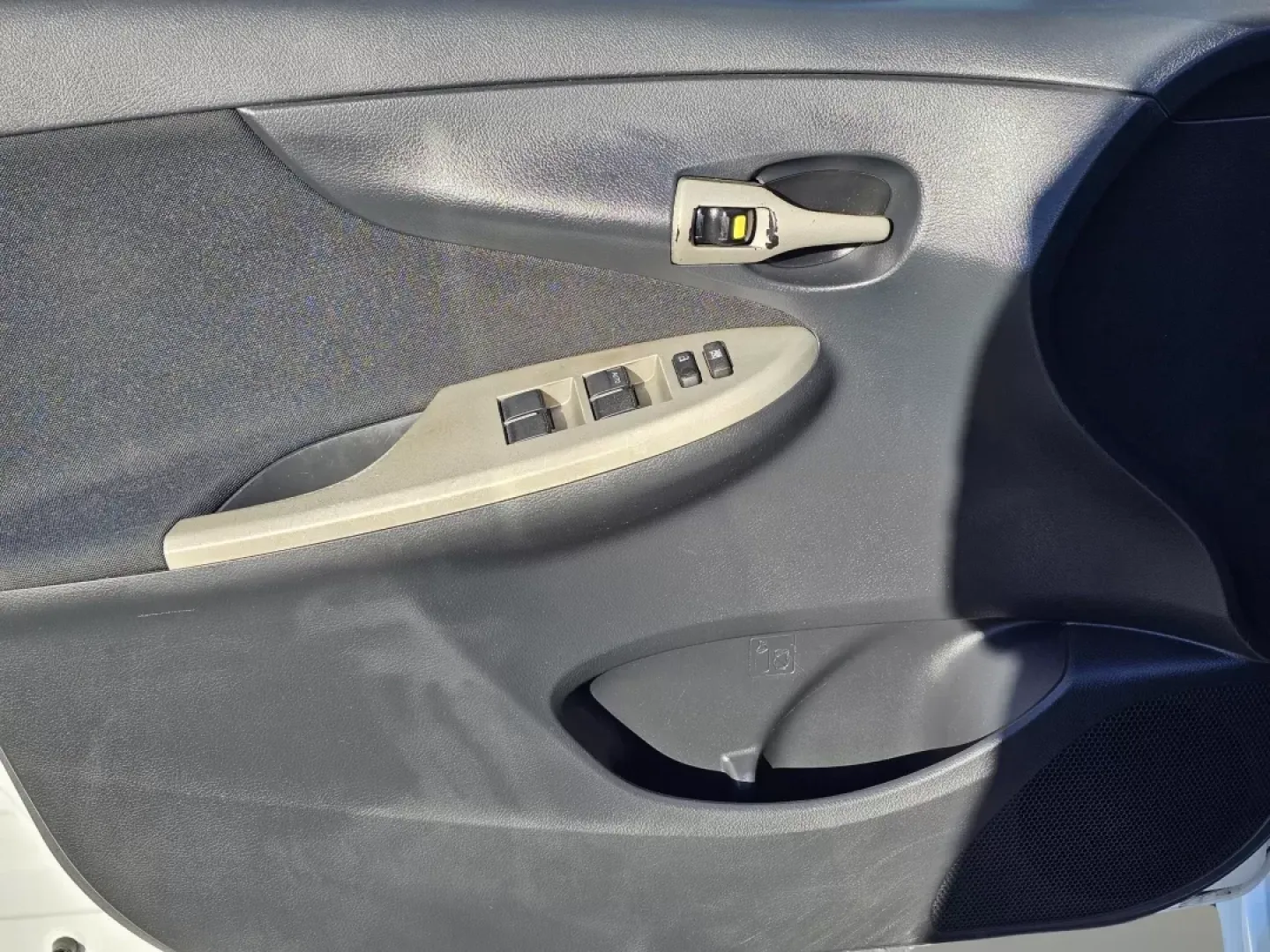 2012 Toyota Corolla S (2T1BU4EE0CC) with an Other engine, located at 804 22nd Ave, Phenix City, AL, 36870, (334) 297-1860, 32.484749, -85.024475 - **Explore the Open Road with Confidence: 2012 Toyota Corolla at Gils Auto in Phenix City, AL!**<br /> <br /> Are you looking for a reliable sedan that combines style, comfort, and affordability? The 2012 Toyota Corolla is your ideal partner for city commutes, family outings, or weekend getaways. Wit - Photo#8