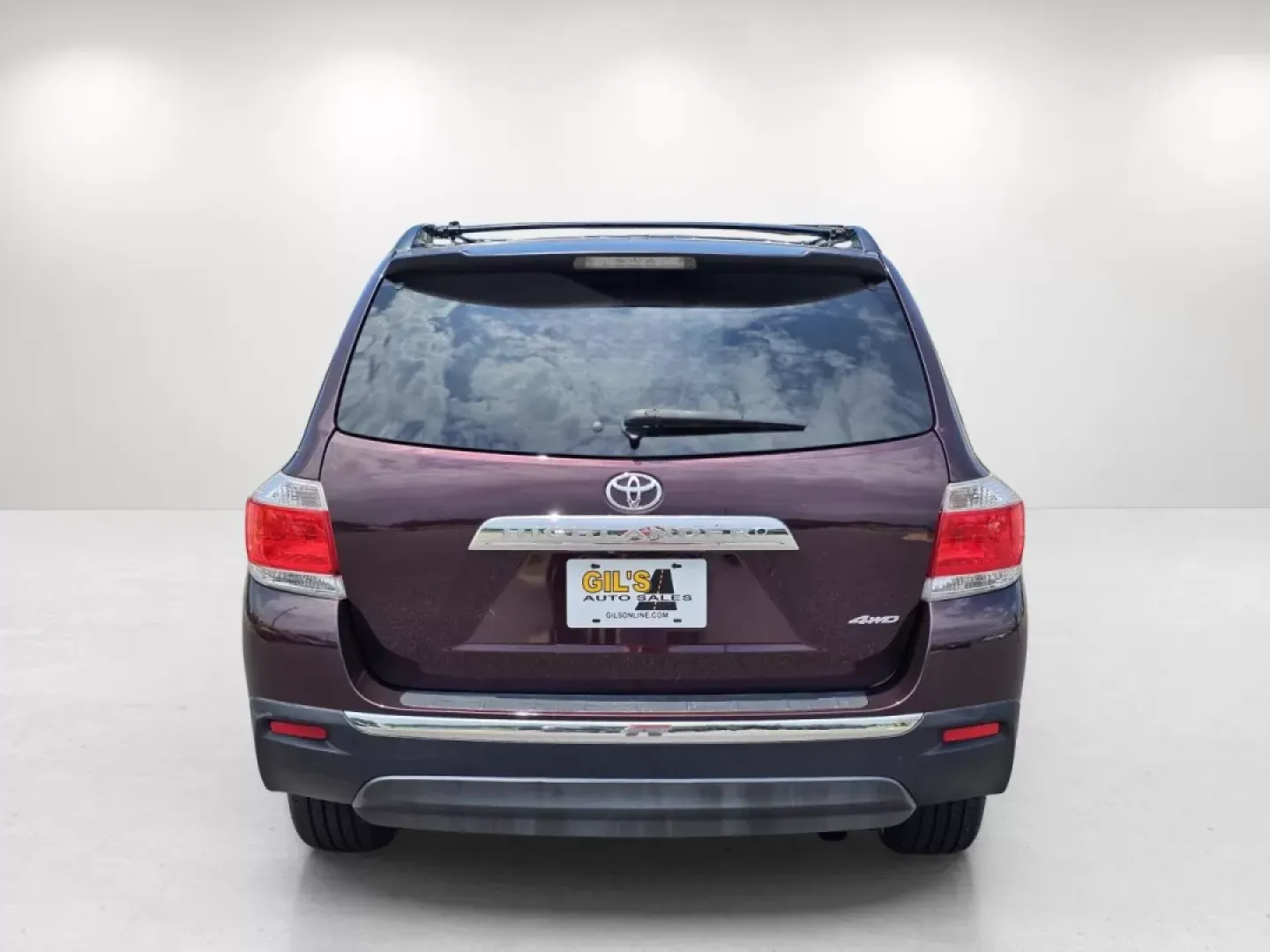 2012 Toyota Highlander Limited (5TDDK3EH2CS) with an Other engine, located at 7000 Northlake Connector, Columbus, GA, 31904, (706) 987-8085, 32.524975, -84.978134 - **Discover Your Next Adventure with the 2012 Toyota Highlander at Gils Auto in Prattville, AL!**<br /> <br /> Are you in search of a versatile SUV that can accommodate your family's needs while offering comfort and style for everyday adventures? Look no further than the 2012 Toyota Highlander Limite - Photo#5