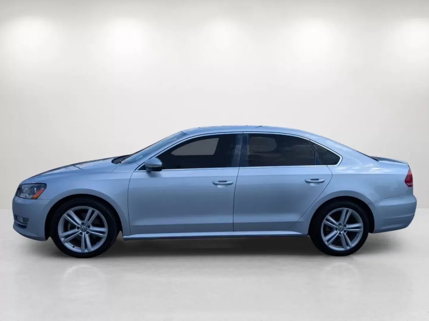2012 Volkswagen Passat SE w/Sunroof (1VWBM7A35CC) with an Other engine, located at 3959 U.S. 80 W, Phenix City, AL, 36870, (334) 297-4885, 32.469296, -85.135185 - **Elevate Your Daily Commute with this 2012 Volkswagen Passat SE w/Sunroof!** <br /> <br /> Are you searching for the perfect vehicle to enhance your daily routine or weekend getaways? Look no further! The 2012 Volkswagen Passat SE w/Sunroof is the ideal sedan for those who crave a blend of comfort, - Photo#7