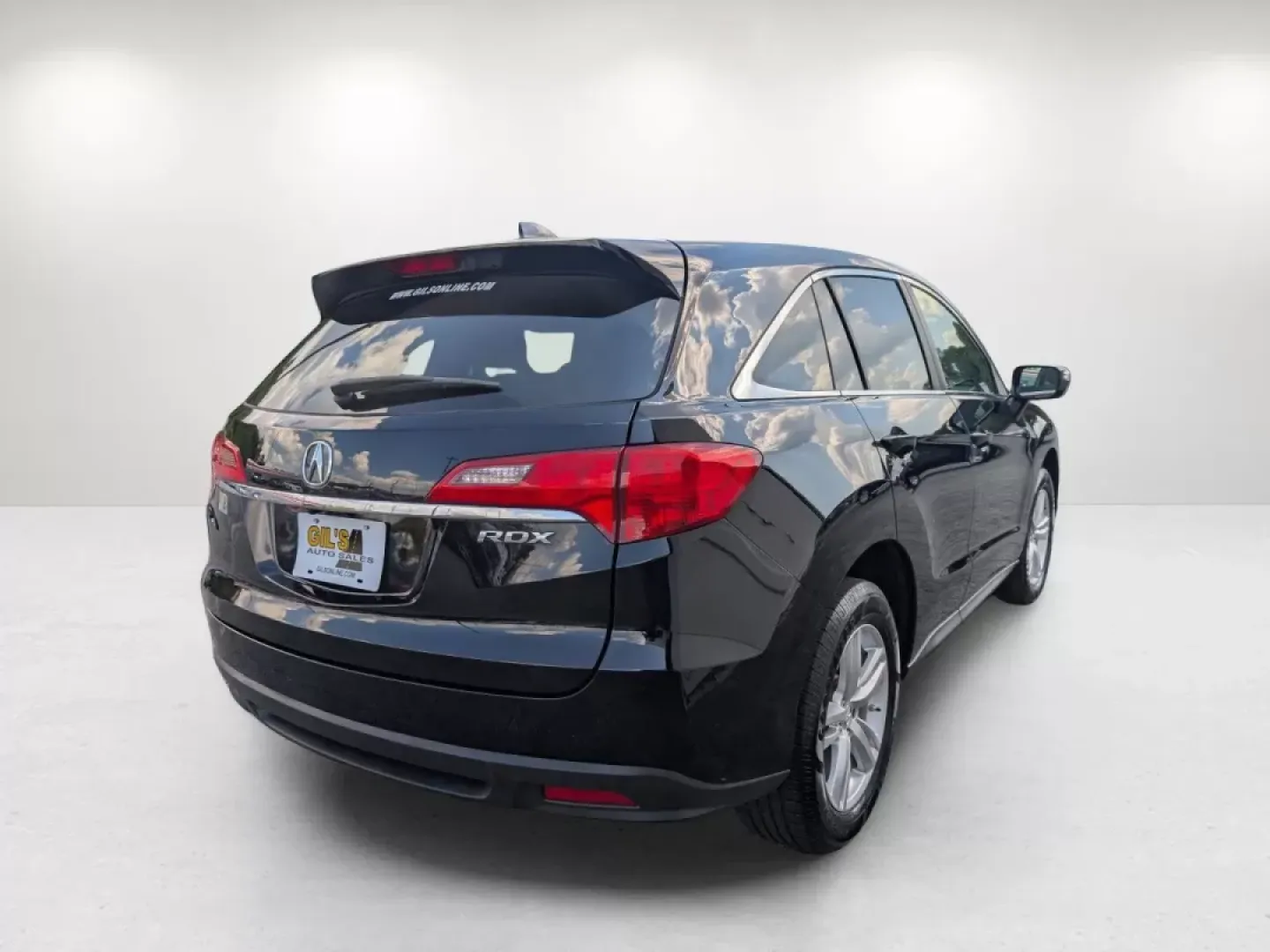 2013 Acura RDX (5J8TB3H36DL) with an Other engine, located at 3959 U.S. 80 W, Phenix City, AL, 36870, (334) 297-4885, 32.469296, -85.135185 - Experience the perfect blend of style, comfort, and practicality with this 2013 Acura RDX, now available at Gils Auto in Phenix City, AL. Whether you're looking for a reliable vehicle for your daily commutes, a family-friendly crossover, or a stylish ride for weekend adventures, this Acura fits the - Photo#5
