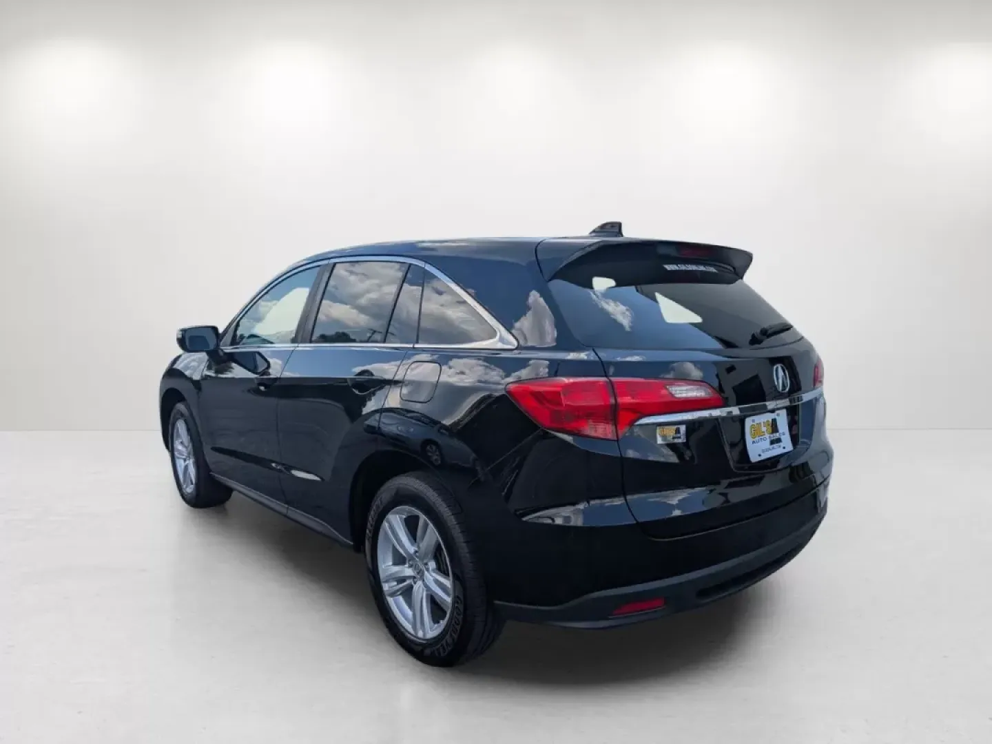2013 Acura RDX (5J8TB3H36DL) with an Other engine, located at 3959 U.S. 80 W, Phenix City, AL, 36870, (334) 297-4885, 32.469296, -85.135185 - Experience the perfect blend of style, comfort, and practicality with this 2013 Acura RDX, now available at Gils Auto in Phenix City, AL. Whether you're looking for a reliable vehicle for your daily commutes, a family-friendly crossover, or a stylish ride for weekend adventures, this Acura fits the - Photo#7