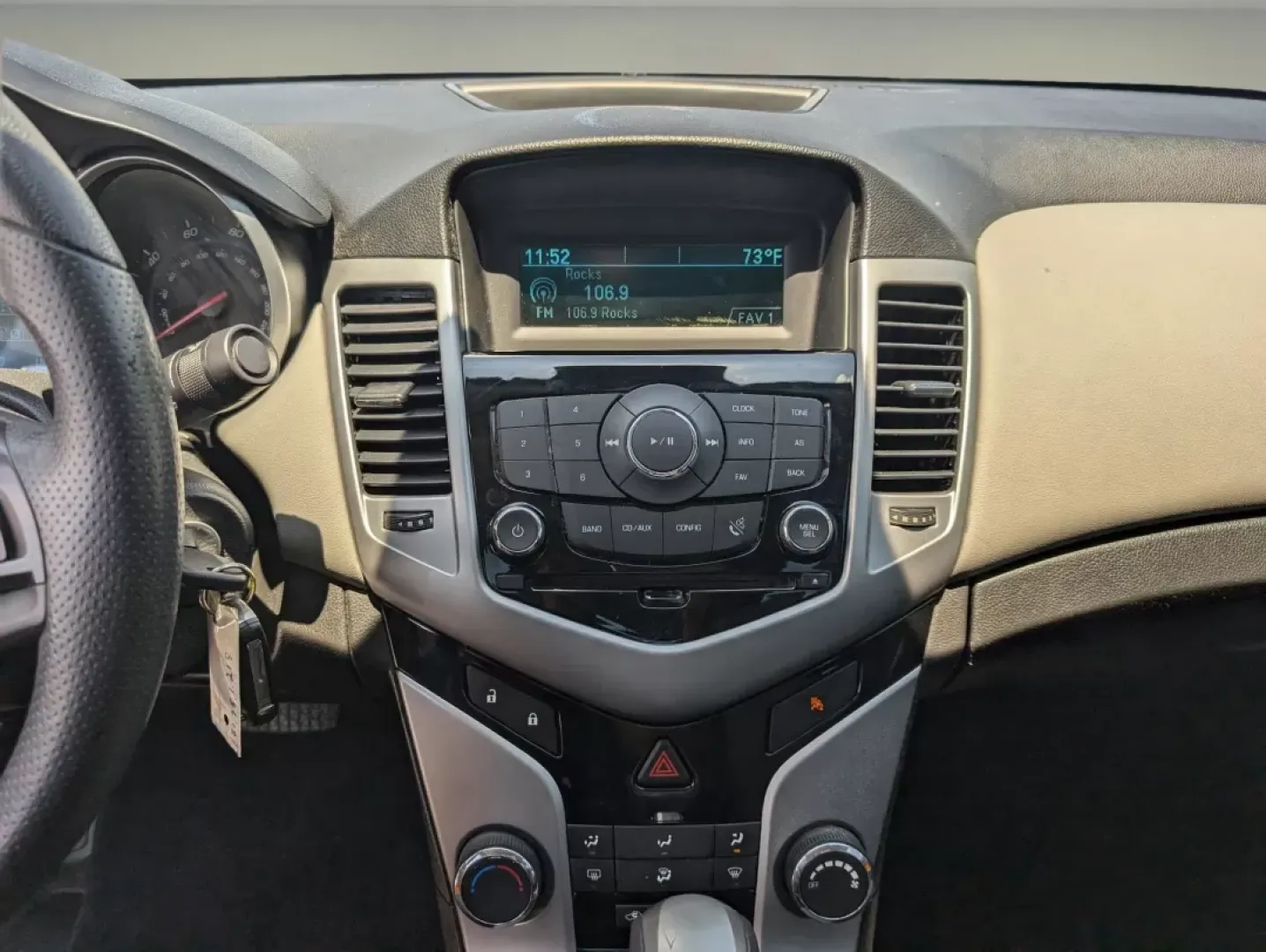 2013 Champagne Silver Metallic /Jet Black/Medium Titanium Chevrolet Cruze LS (1G1PA5SH9D7) with an Gas I4 1.8L/110 engine, 6-Speed Automatic transmission, located at 5115 14th Ave., Columbus, GA, 31904, (706) 323-0345, 32.511494, -84.971046 - 2013 Chevrolet Cruze LS - Photo#14