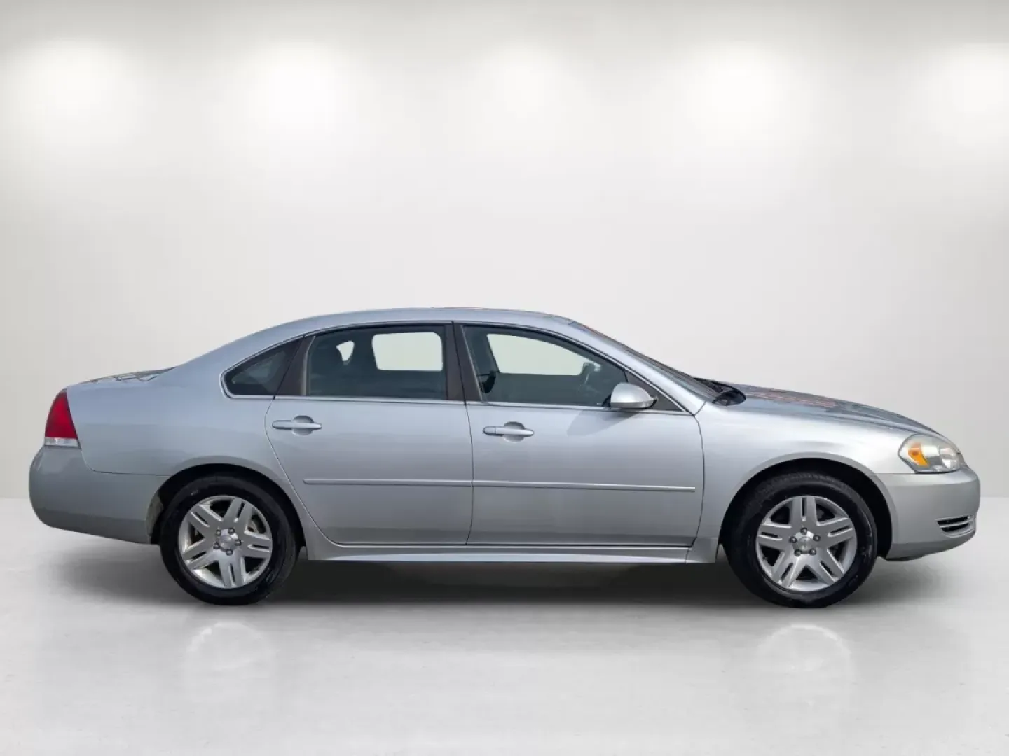 2013 /Ebony Chevrolet Impala LT (2G1WG5E31D1) with an Other engine, located at 3959 U.S. 80 W, Phenix City, AL, 36870, (334) 297-4885, 32.469296, -85.135185 - **Drive Your Future with Confidence in the 2013 Chevrolet Impala LT at Gils Auto!** <br /> <br /> Are you ready to elevate your daily commute or embark on weekend adventures with friends and family? Look no further than the 2013 Chevrolet Impala LT, a versatile sedan that effortlessly blends comfort - Photo#3