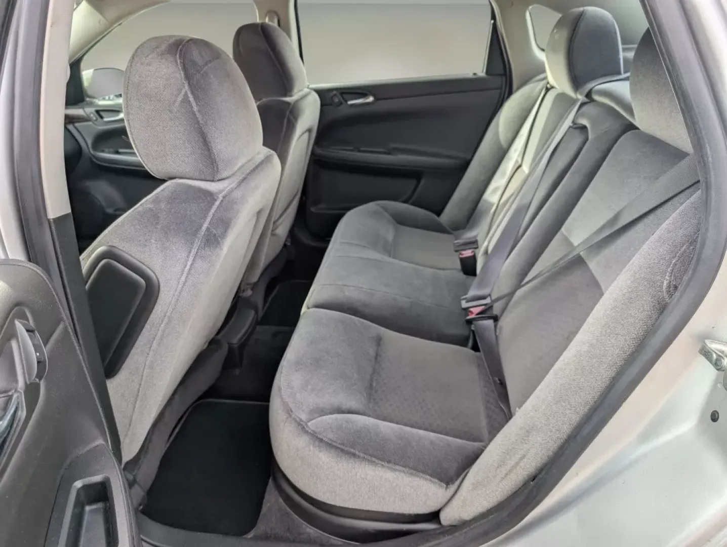 2013 /Ebony Chevrolet Impala LT (2G1WG5E31D1) with an Other engine, located at 3959 U.S. 80 W, Phenix City, AL, 36870, (334) 297-4885, 32.469296, -85.135185 - **Drive Your Future with Confidence in the 2013 Chevrolet Impala LT at Gils Auto!** <br /> <br /> Are you ready to elevate your daily commute or embark on weekend adventures with friends and family? Look no further than the 2013 Chevrolet Impala LT, a versatile sedan that effortlessly blends comfort - Photo#9