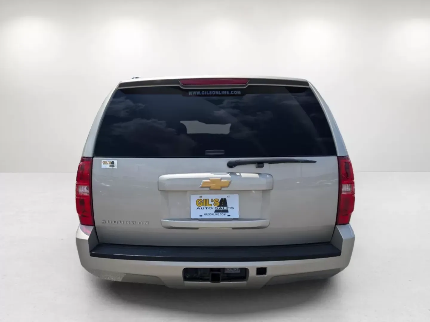 2013 /Ebony Chevrolet Suburban LS (1GNSCHE00DR) with an Other engine, located at 5115 14th Ave., Columbus, GA, 31904, (706) 323-0345, 32.511494, -84.971046 - ### Experience Adventure with the 2013 Chevrolet Suburban at Gils Auto Phenix City<br /> <br /> Are you ready to elevate your family adventures or daily commutes? The 2013 Chevrolet Suburban is your ticket to a life filled with excitement, comfort, and unparalleled capability. Whether you're transp - Photo#5