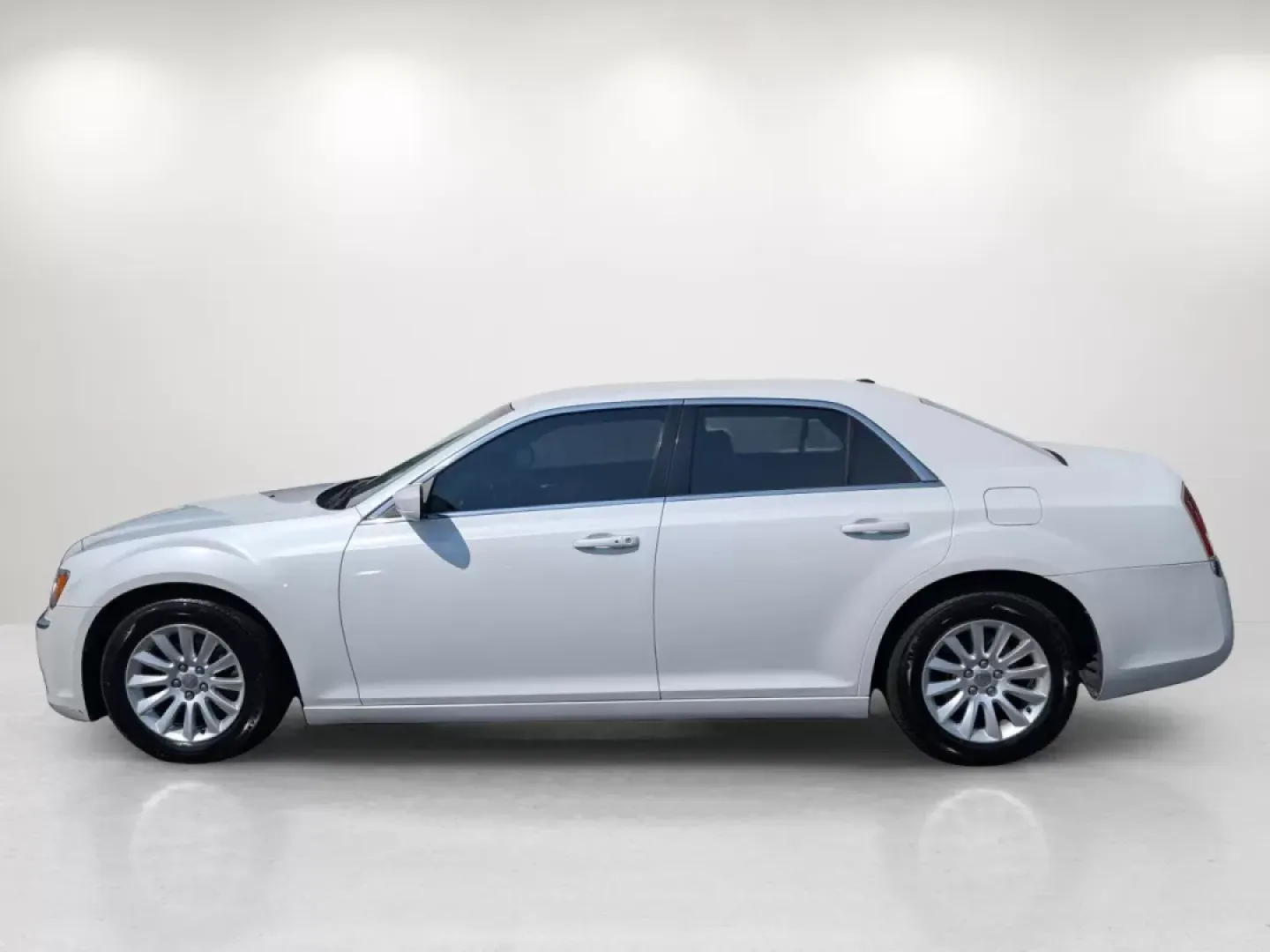 2013 /Black Chrysler 300 (2C3CCAAG5DH) with an Other engine, located at 3959 U.S. 80 W, Phenix City, AL, 36870, (334) 297-4885, 32.469296, -85.135185 - **Elevate Your Driving Experience with This 2013 Chrysler 300 - Perfect for All Your Needs!**<br /> <br /> Are you ready to take your daily commute to the next level or embark on unforgettable road trips? Look no further than this stunning 2013 Chrysler 300, available now at Gils Auto in Phenix City - Photo#8