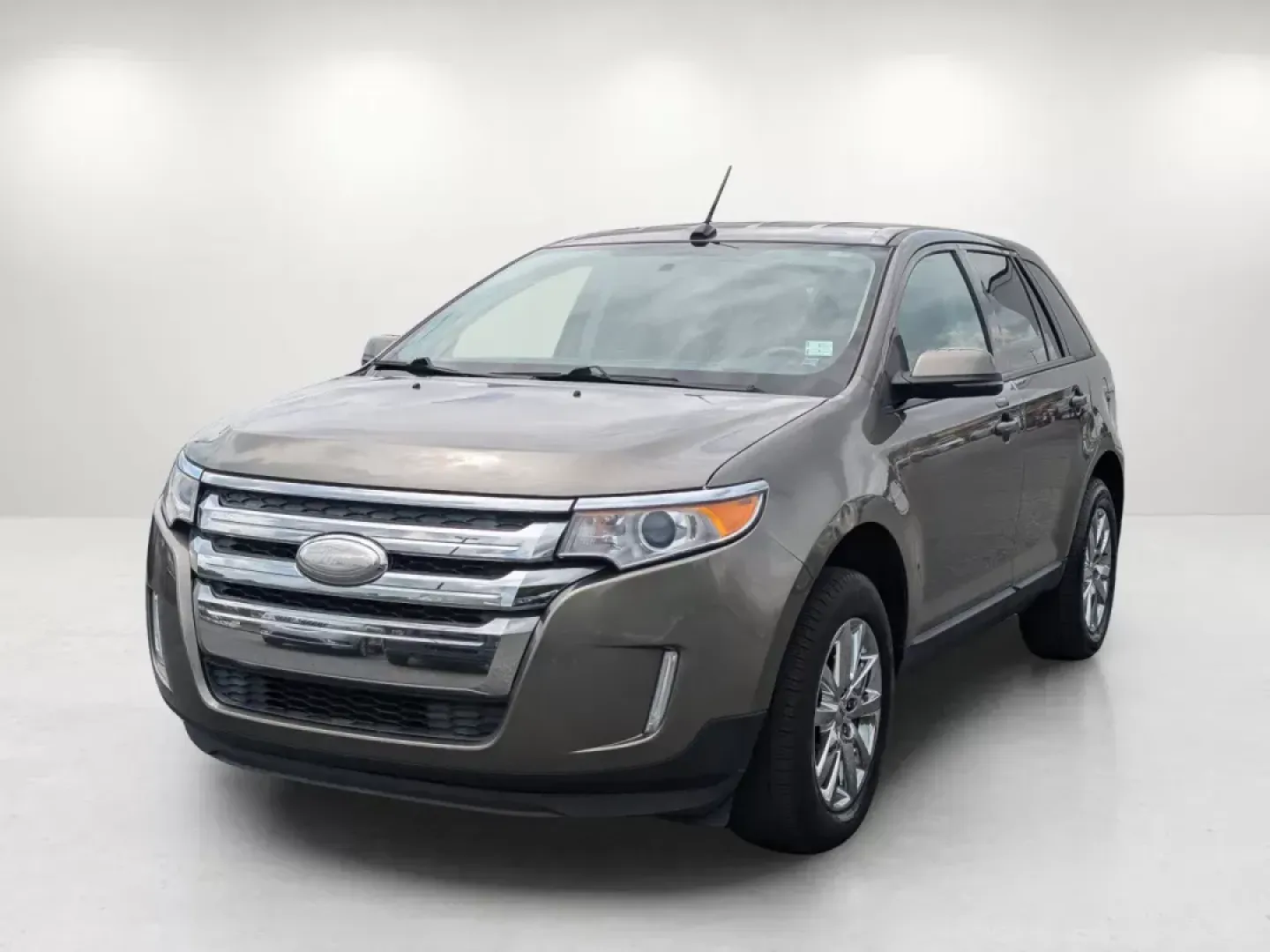 2013 Ford Edge SEL (2FMDK3JC3DB) with an Gas V6 3.5L/213 engine, 6-Speed Automatic w/manual shift transmission, located at 1430 Gateway Drive, Opelika, AL, 36801, (334) 239-0944, 32.637871, -85.409790 - 2013 Ford Edge SEL - Photo#0