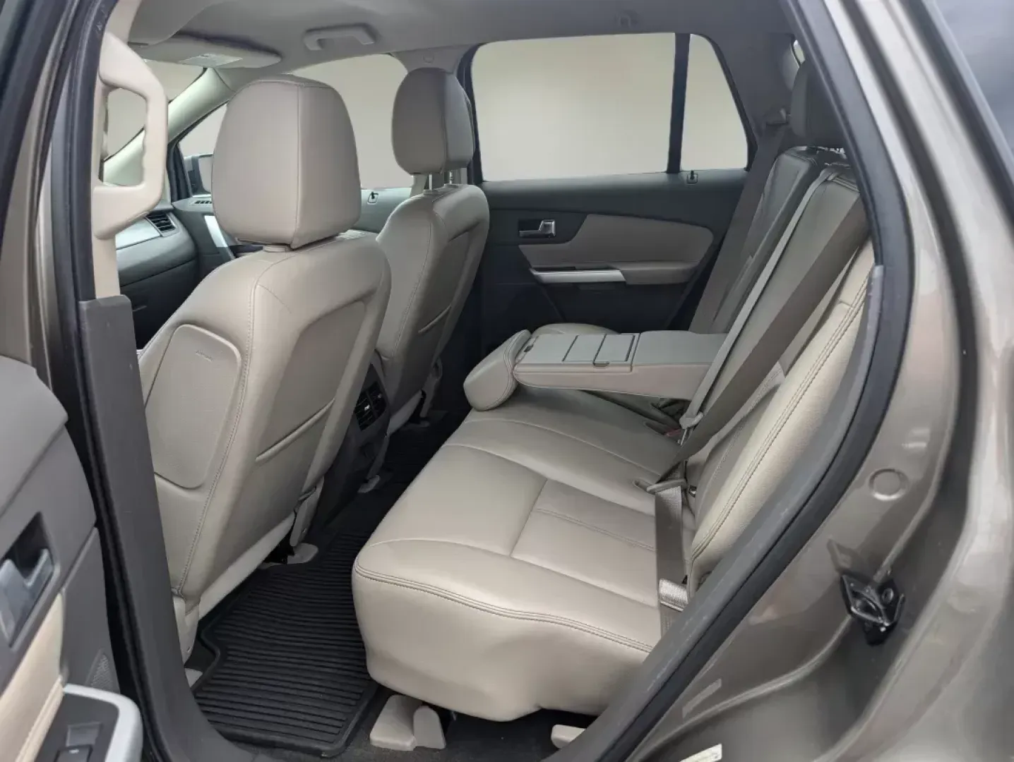 2013 Ford Edge SEL (2FMDK3JC3DB) with an Gas V6 3.5L/213 engine, 6-Speed Automatic w/manual shift transmission, located at 1430 Gateway Drive, Opelika, AL, 36801, (334) 239-0944, 32.637871, -85.409790 - 2013 Ford Edge SEL - Photo#10