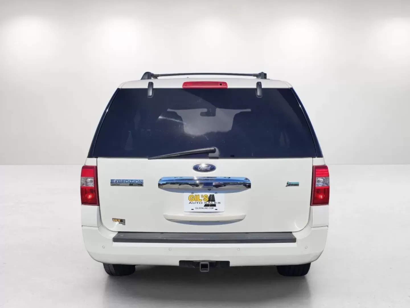 2013 Ford Expedition EL Limited (1FMJK2A54DE) with an Other engine, located at 521 Old Farm Lane Rd, Prattville, AL, 36066, (334) 325-1505, 32.482460, -86.416367 - Are you ready to elevate your family adventures or weekend getaways with a reliable and spacious SUV? Look no further than this exceptional 2013 Ford Expedition EL Limited, now available at Gils Auto in Prattville, AL. Perfect for growing families or those who crave a bit more space during their dai - Photo#4