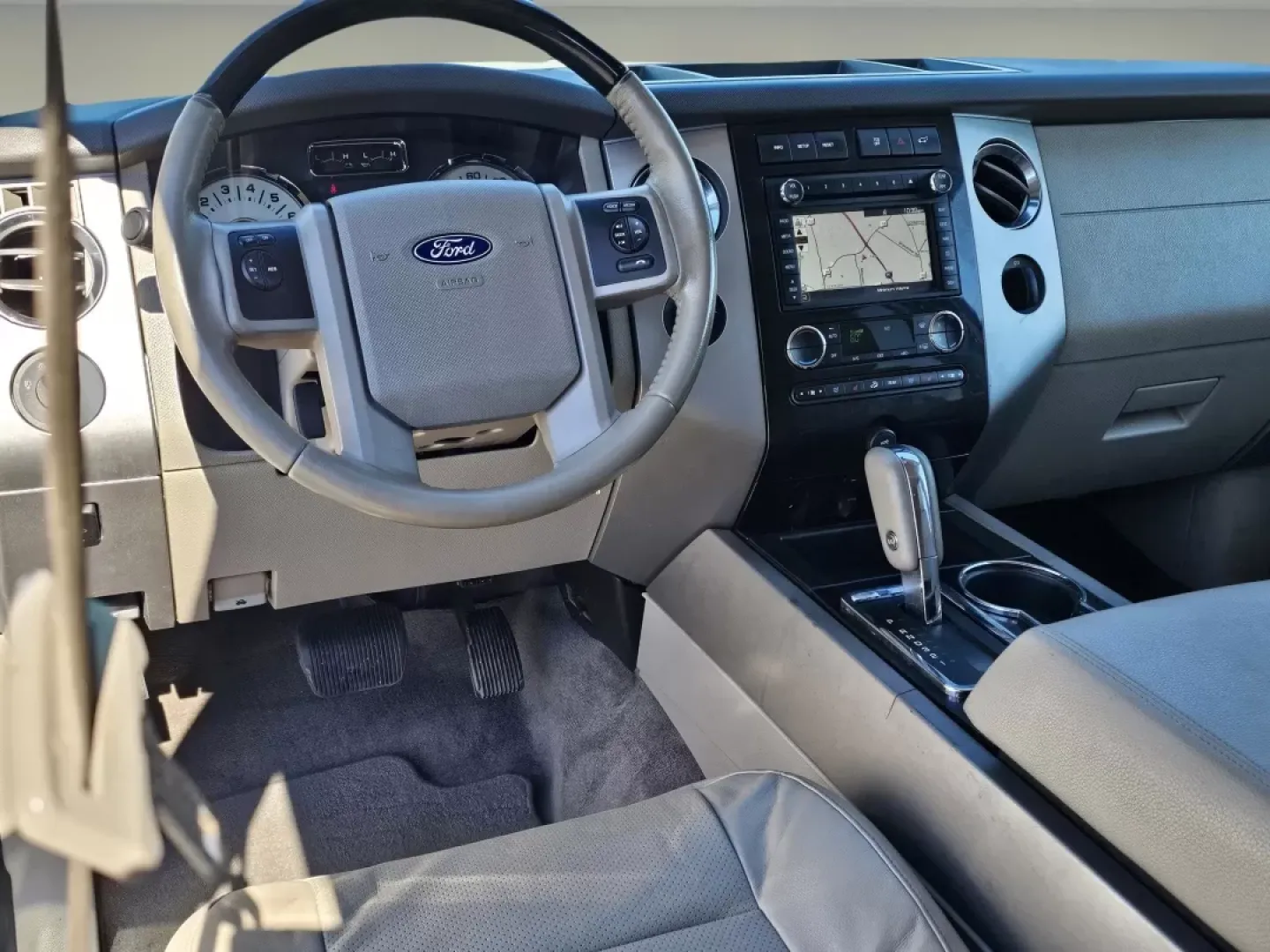 2013 Ford Expedition EL Limited (1FMJK2A54DE) with an Other engine, located at 521 Old Farm Lane Rd, Prattville, AL, 36066, (334) 325-1505, 32.482460, -86.416367 - Are you ready to elevate your family adventures or weekend getaways with a reliable and spacious SUV? Look no further than this exceptional 2013 Ford Expedition EL Limited, now available at Gils Auto in Prattville, AL. Perfect for growing families or those who crave a bit more space during their dai - Photo#15