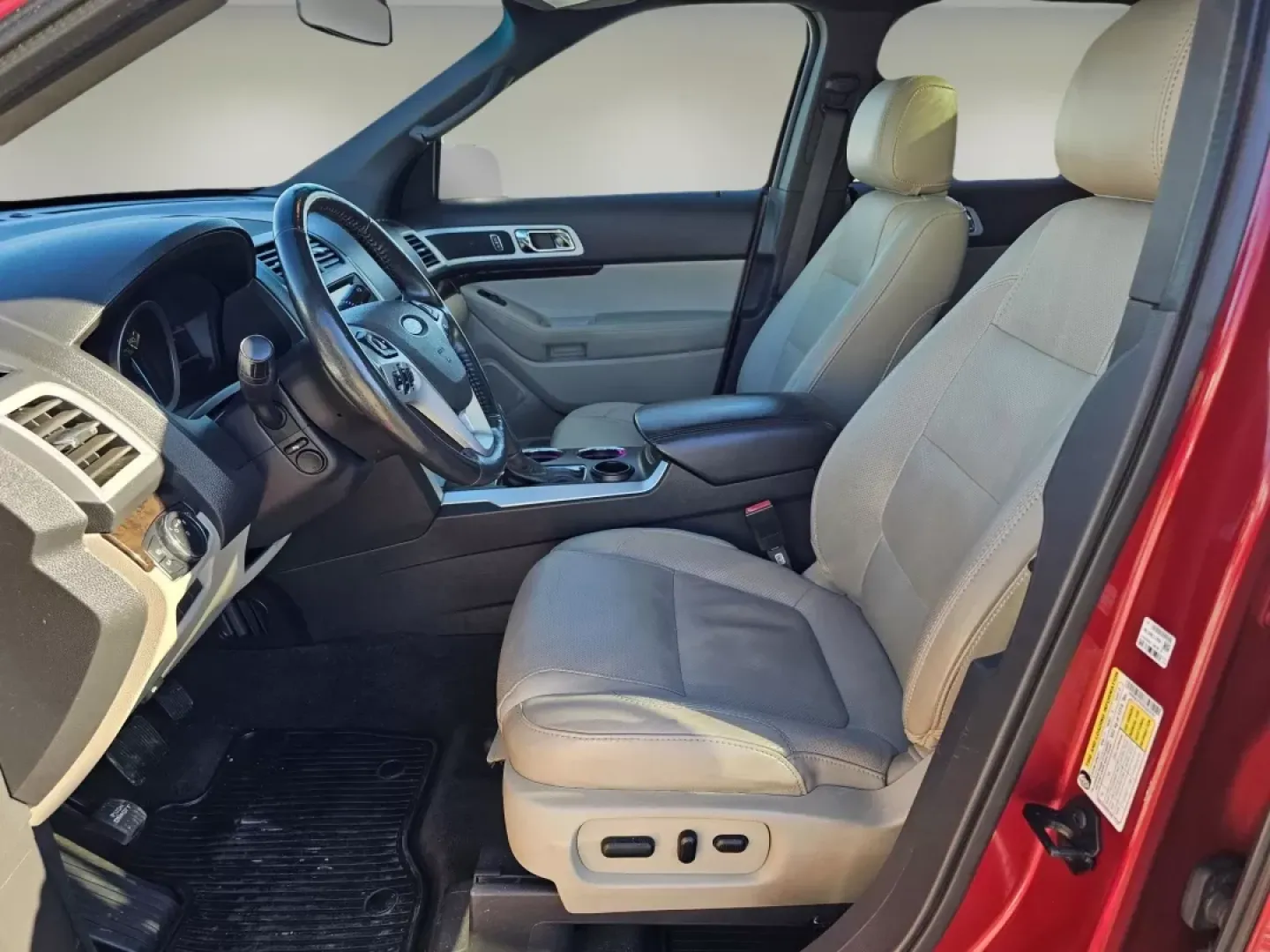 2013 Ford Explorer Limited (1FM5K7F92DG) with an Other engine, located at 5115 14th Ave., Columbus, GA, 31904, (706) 323-0345, 32.511494, -84.971046 - Are you ready to elevate your family adventures or daily commutes? Look no further than the 2013 Ford Explorer Limited, a versatile SUV that seamlessly blends style, comfort, and functionality. At Gils Auto in Phenix City, AL, we understand the importance of having a reliable vehicle that fits your - Photo#9