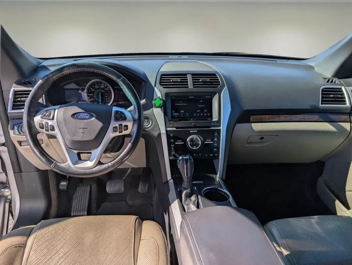 2013 Ford Explorer Limited (1FM5K7F88DG) with an Other engine, located at 3959 U.S. 80 W, Phenix City, AL, 36870, (334) 297-4885, 32.469296, -85.135185 - **Elevate Your Adventures with the 2013 Ford Explorer Limited at Gils Auto!**<br /> <br /> If you're a growing family or an adventurer at heart, the 2013 Ford Explorer Limited is the perfect SUV to elevate your lifestyle! With ample space, luxurious features, and a robust performance, this vehicle i - Photo#13