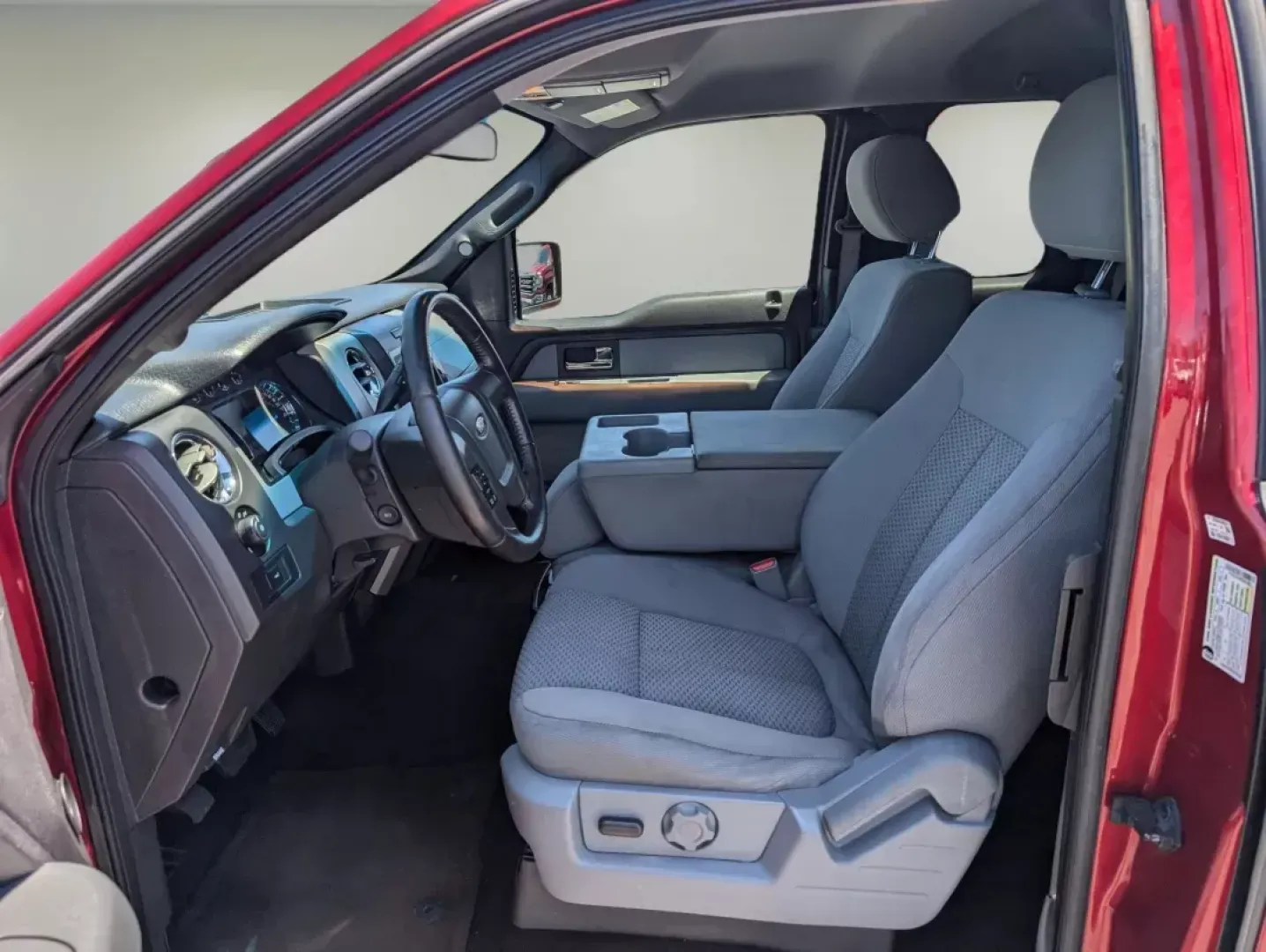 2013 Ford F-150 XLT (1FTFX1CT0DF) with an Turbocharged Gas V6 3.5L/213 engine, 6-Speed Automatic transmission, located at 5115 14th Ave., Columbus, GA, 31904, (706) 323-0345, 32.511494, -84.971046 - 2013 Ford F-150 XLT - Photo#11