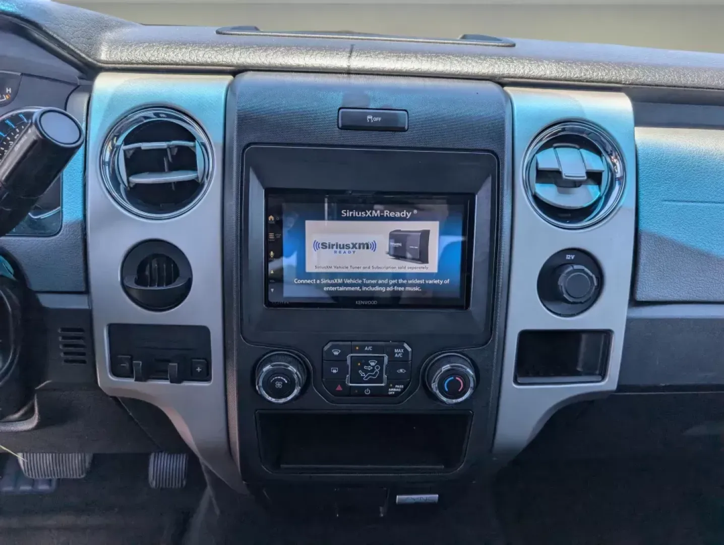 2013 Ford F-150 XLT (1FTFX1CT0DF) with an Turbocharged Gas V6 3.5L/213 engine, 6-Speed Automatic transmission, located at 5115 14th Ave., Columbus, GA, 31904, (706) 323-0345, 32.511494, -84.971046 - 2013 Ford F-150 XLT - Photo#16