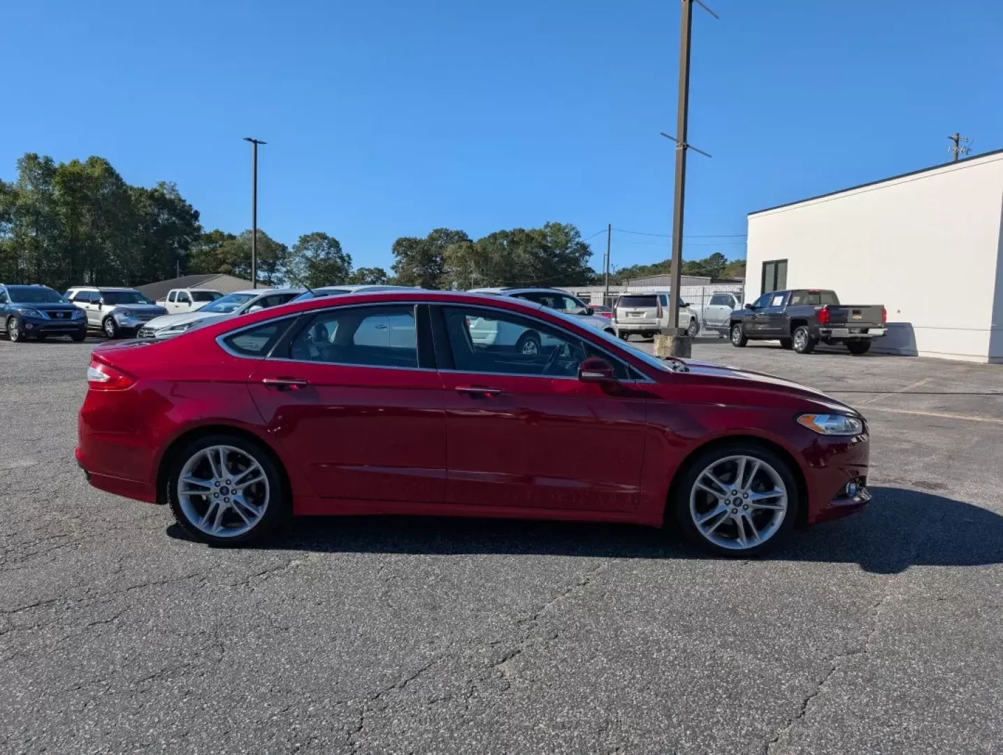 2013 Ford Fusion Titanium (3FA6P0K99DR) with an Other engine, located at 3959 U.S. 80 W, Phenix City, AL, 36870, (334) 297-4885, 32.469296, -85.135185 - **Experience the Perfect Blend of Style and Performance with the 2013 Ford Fusion Titanium at Gils Auto!**<br /> <br /> Are you looking for a reliable vehicle that seamlessly fits into your daily routine while offering a dash of excitement for weekend adventures? Look no further than this stunning 2 - Photo#3