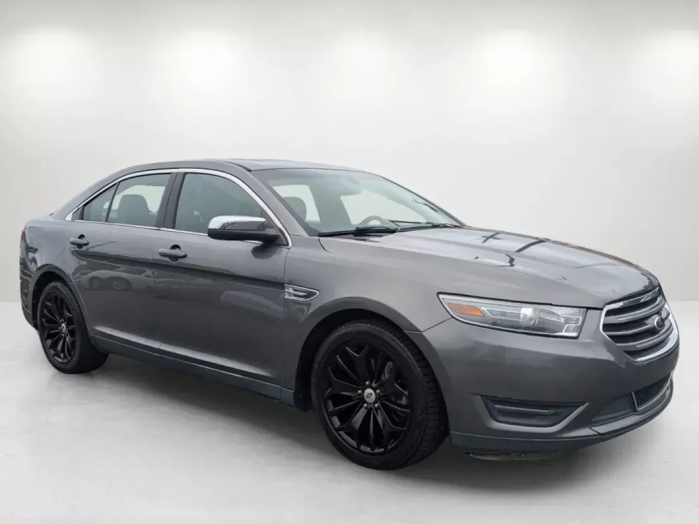 2013 Ford Taurus Limited (1FAHP2F86DG) with an Other engine, located at 3959 U.S. 80 W, Phenix City, AL, 36870, (334) 297-4885, 32.469296, -85.135185 - Are you in search of a vehicle that seamlessly fits into your daily life while providing the comfort and reliability needed for all your adventures? Look no further than this stunning 2013 Ford Taurus Limited, now available at Gils Auto in Phenix City, AL. This sedan is perfect for both growing fami - Photo#2