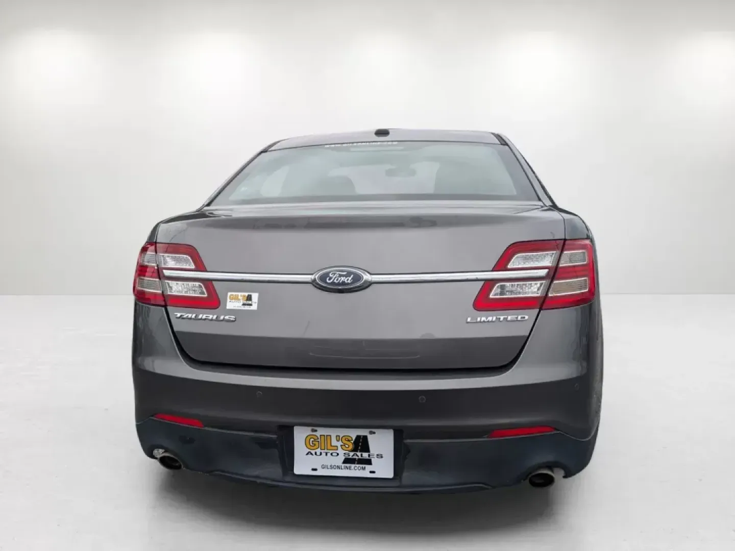 2013 Ford Taurus Limited (1FAHP2F86DG) with an Other engine, located at 3959 U.S. 80 W, Phenix City, AL, 36870, (334) 297-4885, 32.469296, -85.135185 - Are you in search of a vehicle that seamlessly fits into your daily life while providing the comfort and reliability needed for all your adventures? Look no further than this stunning 2013 Ford Taurus Limited, now available at Gils Auto in Phenix City, AL. This sedan is perfect for both growing fami - Photo#5