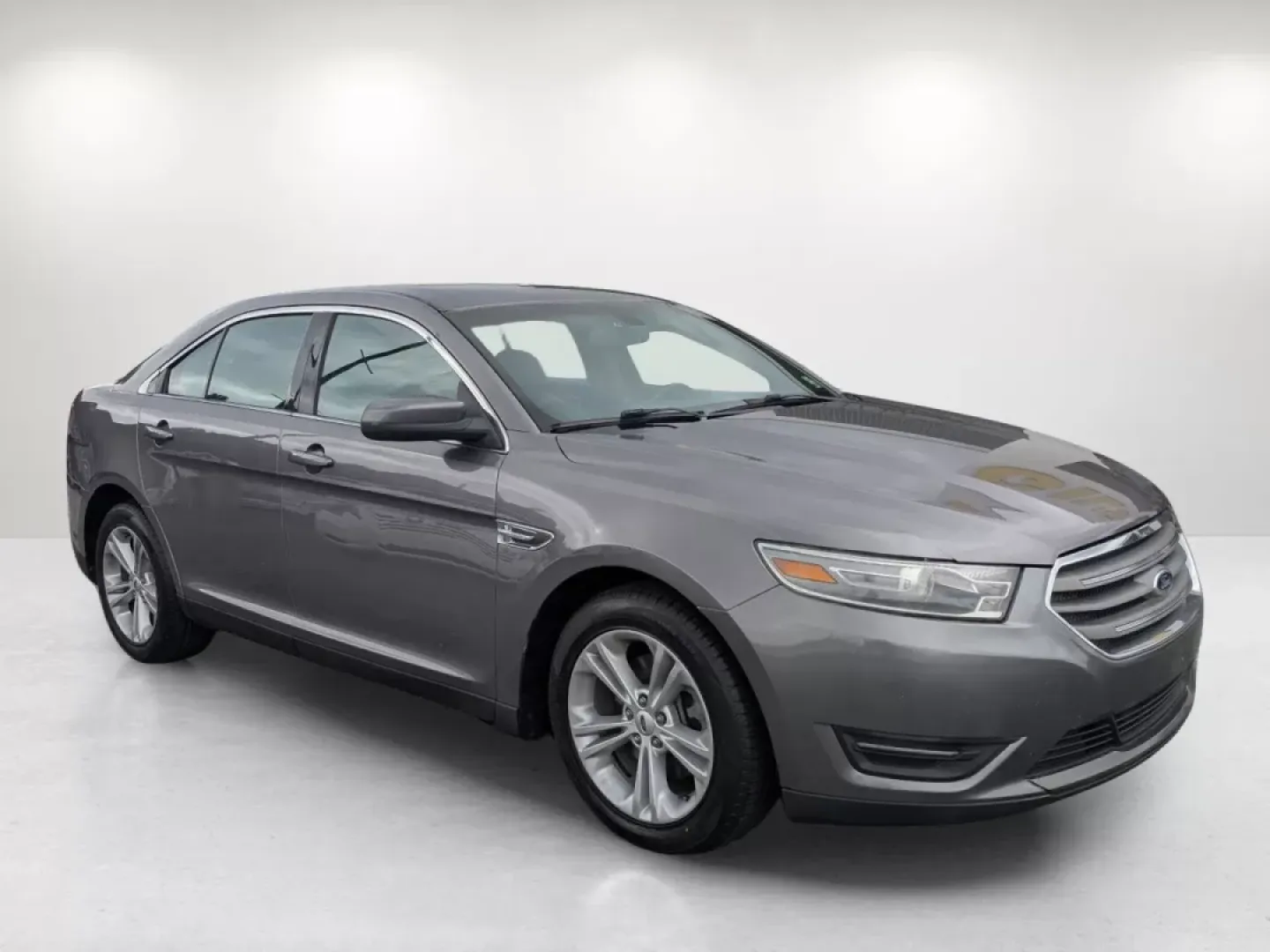 2013 Ford Taurus SEL (1FAHP2E84DG) with an Other engine, located at 5115 14th Ave., Columbus, GA, 31904, (706) 323-0345, 32.511494, -84.971046 - **Discover the Perfect Blend of Comfort and Reliability with This 2013 Ford Taurus SEL in Prattville, AL!**<br /> <br /> Are you a growing family or a commuter seeking a dependable vehicle that doesn't break the bank? Look no further! The 2013 Ford Taurus SEL is your ideal sedan, offering a spacious - Photo#2