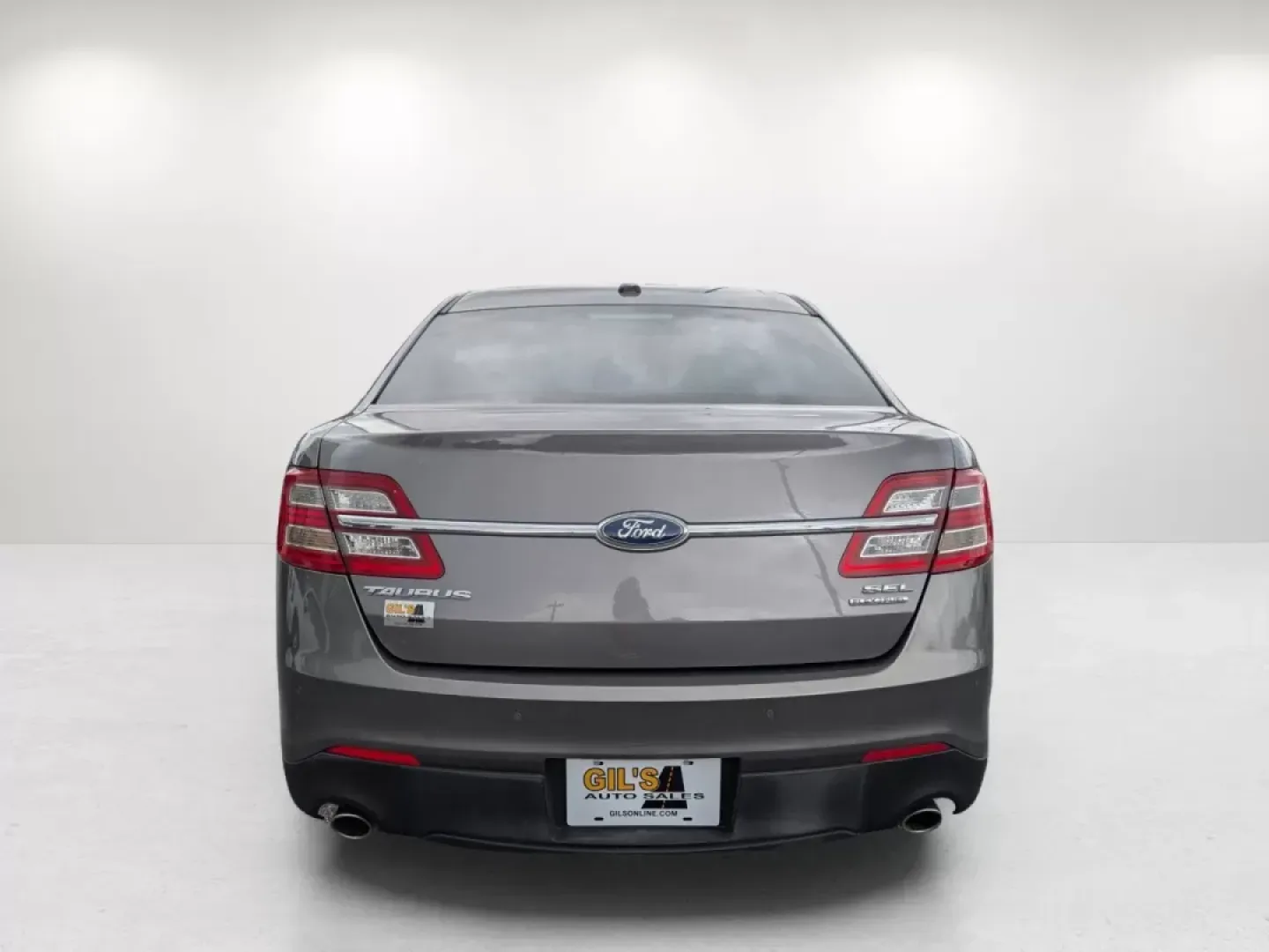 2013 Ford Taurus SEL (1FAHP2E84DG) with an Other engine, located at 5115 14th Ave., Columbus, GA, 31904, (706) 323-0345, 32.511494, -84.971046 - **Discover the Perfect Blend of Comfort and Reliability with This 2013 Ford Taurus SEL in Prattville, AL!**<br /> <br /> Are you a growing family or a commuter seeking a dependable vehicle that doesn't break the bank? Look no further! The 2013 Ford Taurus SEL is your ideal sedan, offering a spacious - Photo#5