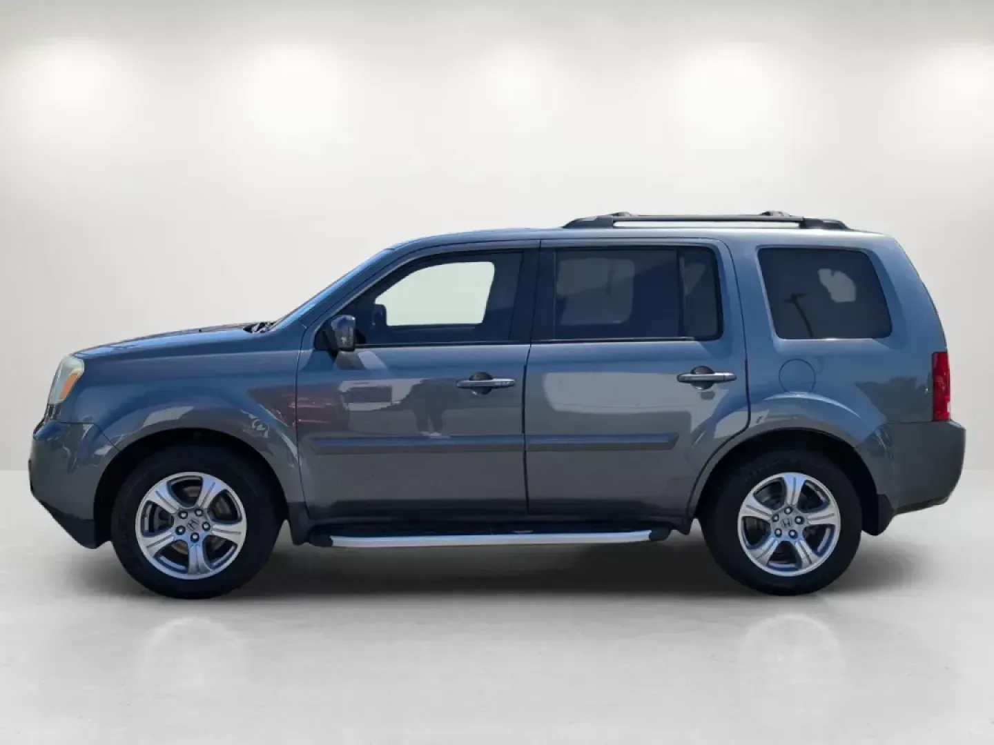 2013 Honda Pilot EX-L (5FNYF3H60DB) with an Gas V6 3.5L/212 engine, 5-Speed Automatic transmission, located at 521 Old Farm Lane Rd, Prattville, AL, 36066, (334) 325-1505, 32.482460, -86.416367 - 2013 Honda Pilot EX-L - Photo#8