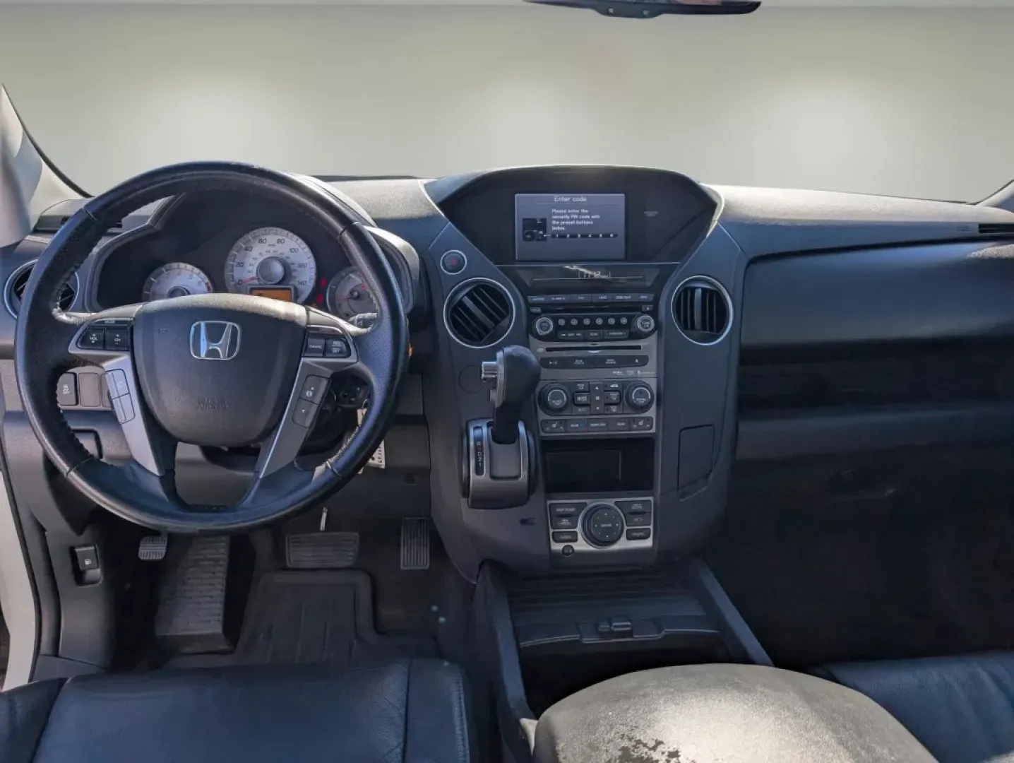 2013 Honda Pilot Touring (5FNYF3H95DB) with an Other engine, located at 5115 14th Ave., Columbus, GA, 31904, (706) 323-0345, 32.511494, -84.971046 - **Discover the 2013 Honda Pilot Touring Your Ultimate Family Adventurer at Gils Auto in Phenix City!**<br /> <br /> Are you ready to elevate your family adventures or elevate your daily commute? The 2013 Honda Pilot Touring is the perfect SUV for those who value space, comfort, and reliability. Wit - Photo#12