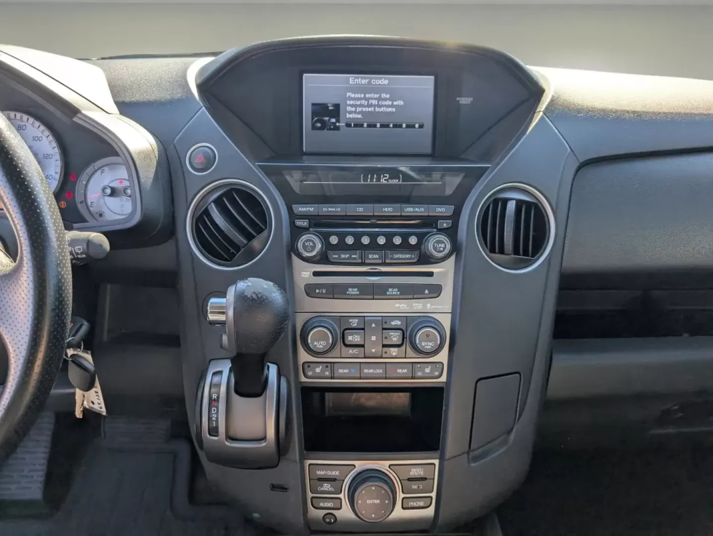 2013 Honda Pilot Touring (5FNYF3H95DB) with an Other engine, located at 5115 14th Ave., Columbus, GA, 31904, (706) 323-0345, 32.511494, -84.971046 - **Discover the 2013 Honda Pilot Touring Your Ultimate Family Adventurer at Gils Auto in Phenix City!**<br /> <br /> Are you ready to elevate your family adventures or elevate your daily commute? The 2013 Honda Pilot Touring is the perfect SUV for those who value space, comfort, and reliability. Wit - Photo#15