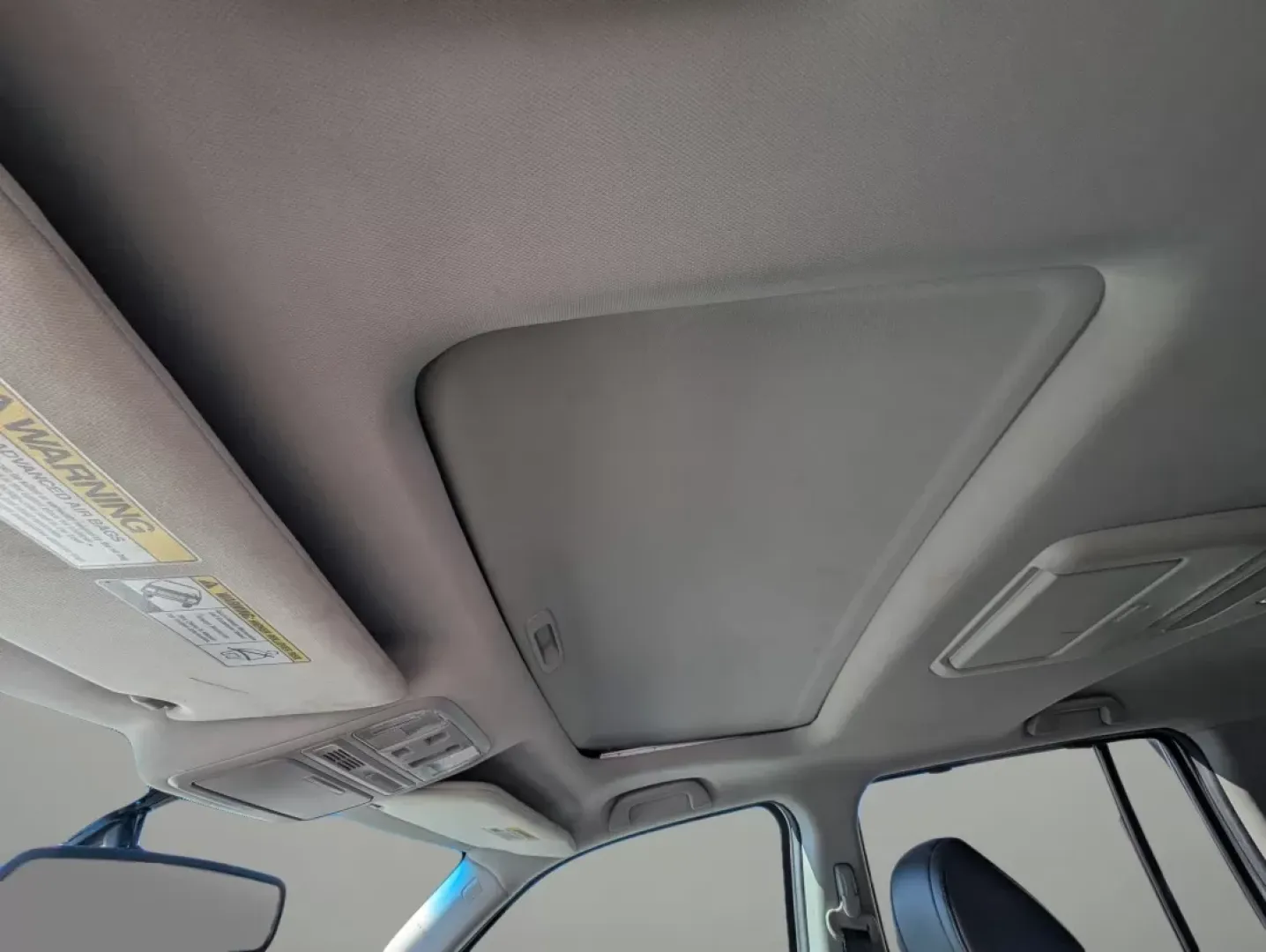 2013 Honda Pilot Touring (5FNYF3H95DB) with an Other engine, located at 5115 14th Ave., Columbus, GA, 31904, (706) 323-0345, 32.511494, -84.971046 - **Discover the 2013 Honda Pilot Touring Your Ultimate Family Adventurer at Gils Auto in Phenix City!**<br /> <br /> Are you ready to elevate your family adventures or elevate your daily commute? The 2013 Honda Pilot Touring is the perfect SUV for those who value space, comfort, and reliability. Wit - Photo#17