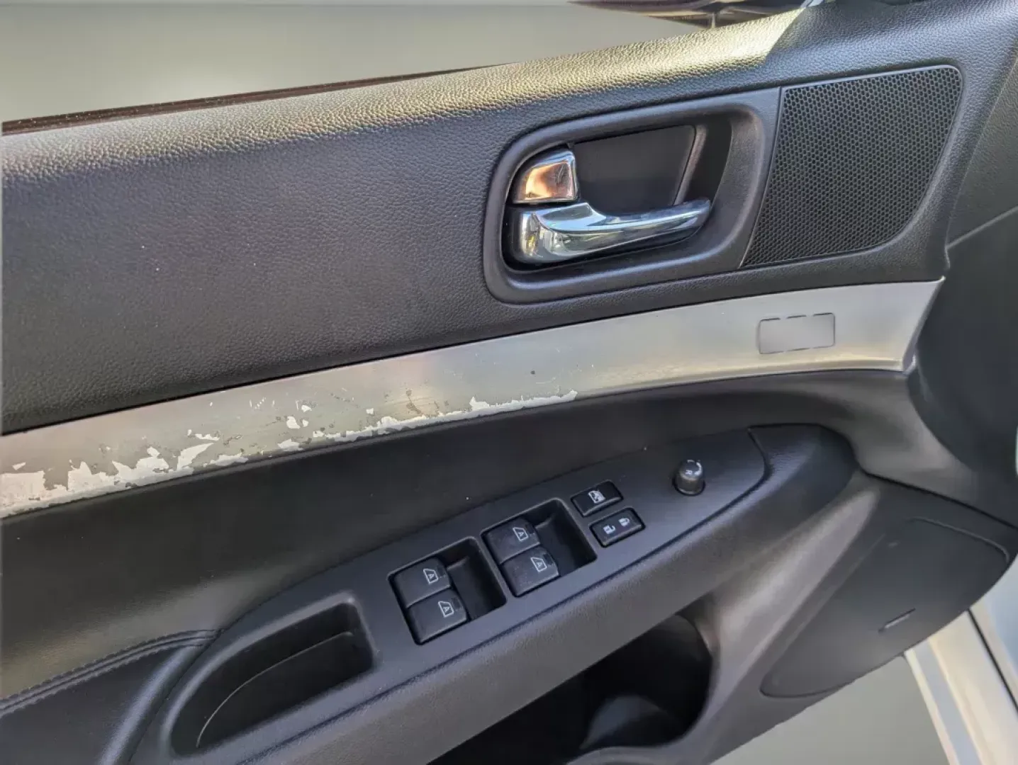 2013 /Graphite Infiniti G37 Sedan Journey (JN1CV6AP2DM) with an Other engine, located at 804 22nd Ave, Phenix City, AL, 36870, (334) 297-1860, 32.484749, -85.024475 - Discover the luxury and performance of the 2013 Infiniti G37 Sedan, perfect for those who crave a balance of style and practicality. Imagine gliding through the bustling streets of Phenix City, AL, in a vehicle that effortlessly combines sophistication and comfort. Whether you're commuting to work, - Photo#8