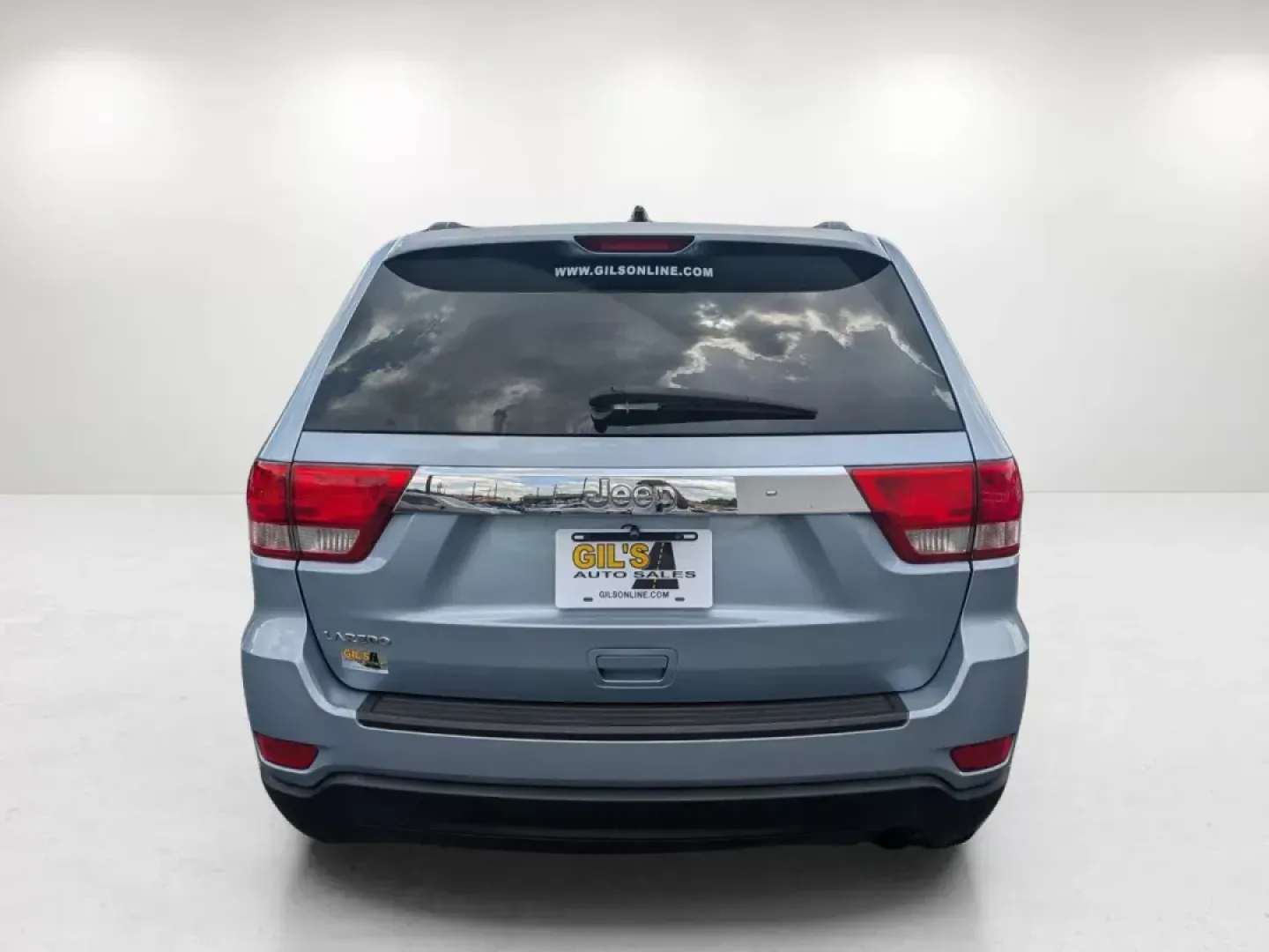 2013 /Black Jeep Grand Cherokee Laredo (1C4RJEAG2DC) with an Gas/Ethanol V6 3.6L/220 engine, 5-Speed Automatic transmission, located at 5115 14th Ave., Columbus, GA, 31904, (706) 323-0345, 32.511494, -84.971046 - **Unleash Your Adventurous Spirit with the 2013 Jeep Grand Cherokee Laredo Ideal for Family Road Trips and Daily Commutes!**<br /> <br /> Are you dreaming of weekend getaways or a reliable companion for your daily commute? Look no further than the 2013 Jeep Grand Cherokee Laredo, now available at G - Photo#5