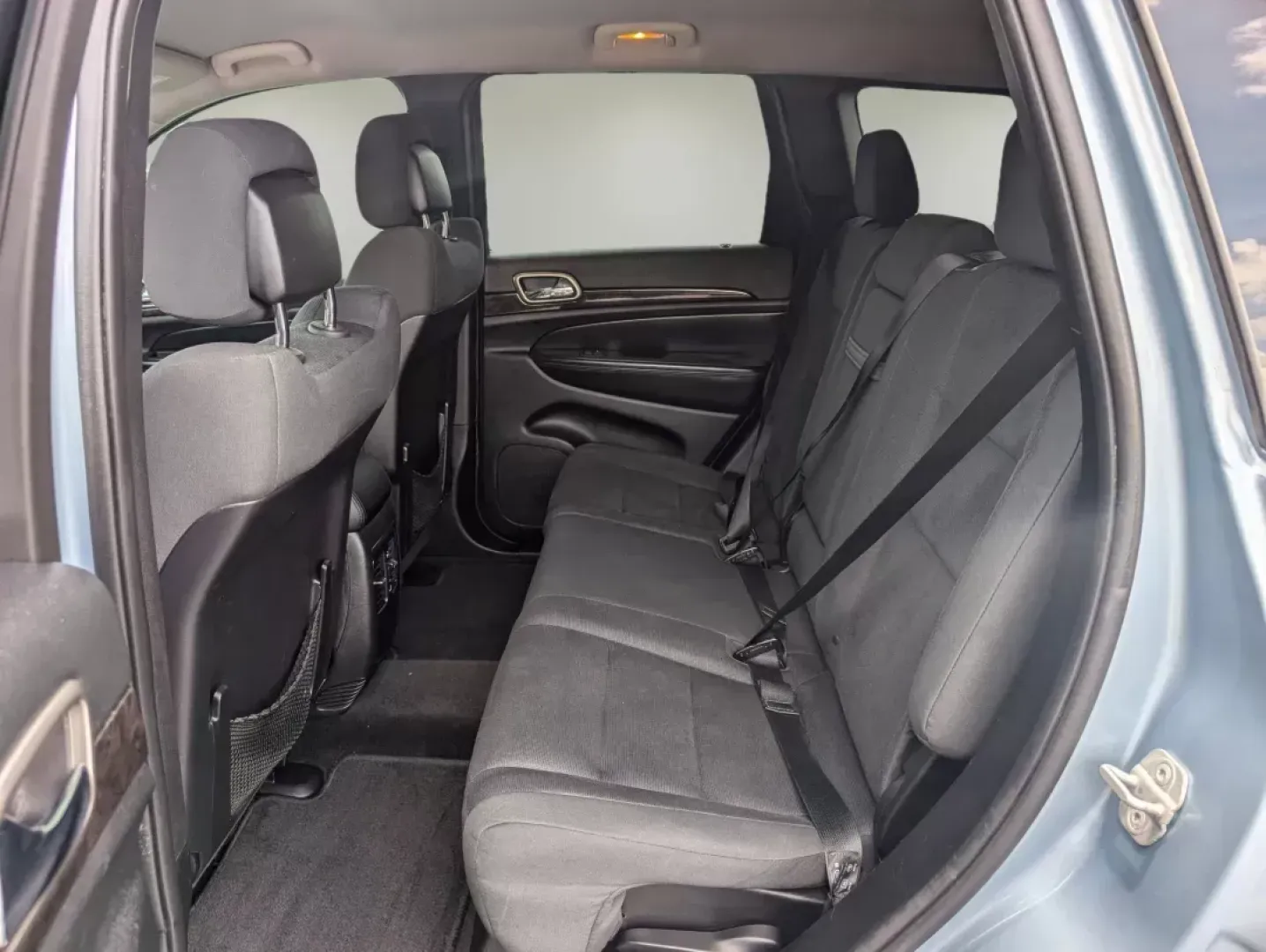 2013 /Black Jeep Grand Cherokee Laredo (1C4RJEAG2DC) with an Gas/Ethanol V6 3.6L/220 engine, 5-Speed Automatic transmission, located at 5115 14th Ave., Columbus, GA, 31904, (706) 323-0345, 32.511494, -84.971046 - **Unleash Your Adventurous Spirit with the 2013 Jeep Grand Cherokee Laredo Ideal for Family Road Trips and Daily Commutes!**<br /> <br /> Are you dreaming of weekend getaways or a reliable companion for your daily commute? Look no further than the 2013 Jeep Grand Cherokee Laredo, now available at G - Photo#10