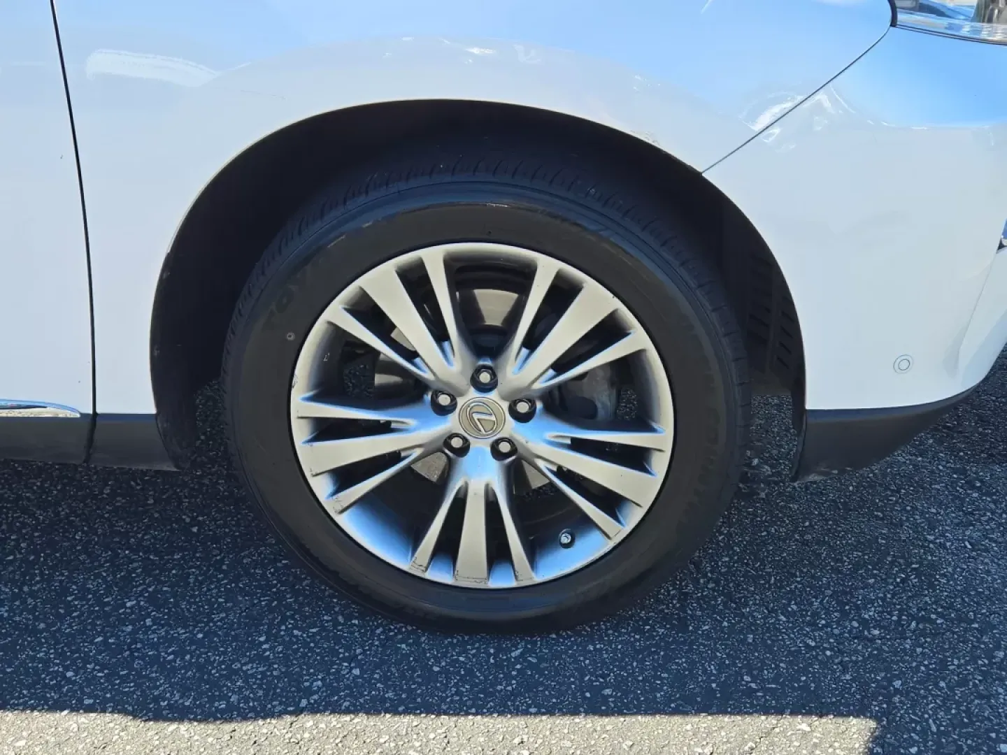 2013 Lexus RX 350 (2T2ZK1BA6DC) with an Other engine, located at 3959 U.S. 80 W, Phenix City, AL, 36870, (334) 297-4885, 32.469296, -85.135185 - Are you ready to elevate your driving experience? Whether you're commuting to work, running errands, or embarking on weekend adventures, the 2013 Lexus RX 350 is the perfect companion for your lifestyle. Offering a blend of luxury, comfort, and reliability, this SUV is designed to cater to growing f - Photo#2