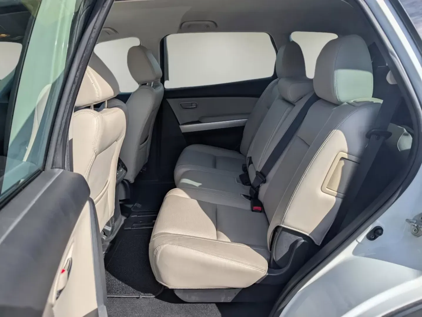 2013 Mazda CX-9 Grand Touring (JM3TB2DA1D0) with an Other engine, located at 3959 U.S. 80 W, Phenix City, AL, 36870, (334) 297-4885, 32.469296, -85.135185 - **Discover Adventure with the 2013 Mazda CX-9 Grand Touring at Gils Auto - Your Trusted Buy Here Pay Here Dealership in Phenix City, AL!**<br /> <br /> Are you ready to elevate your family adventures? The 2013 Mazda CX-9 Grand Touring is the perfect companion for your journeys, whether it's a weeken - Photo#9
