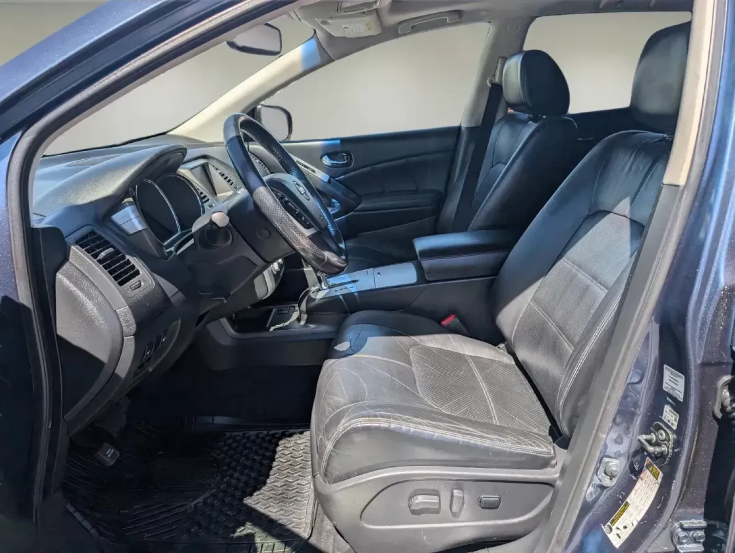 2013 /Black Nissan Murano SL (JN8AZ1MW5DW) with an Gas V6 3.5L/ engine, 1-Speed Continuously Variable Ratio transmission, located at 521 Old Farm Lane Rd, Prattville, AL, 36066, (334) 325-1505, 32.482460, -86.416367 - 2013 Nissan Murano SL - Photo#9