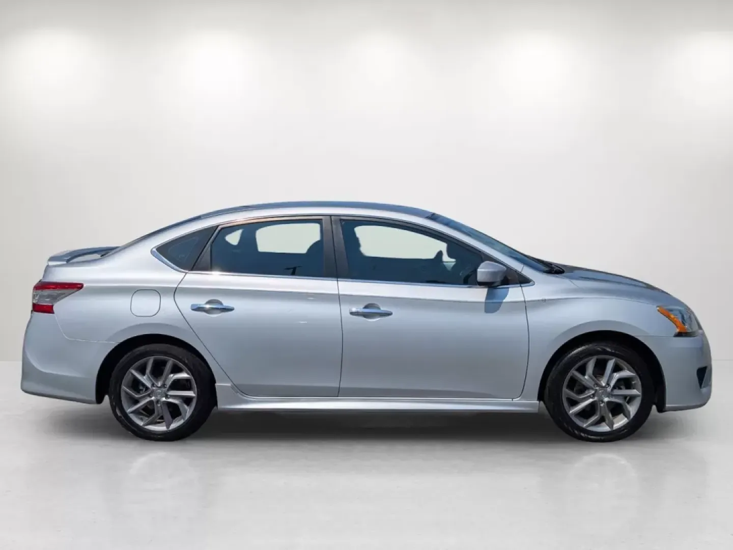 2013 /Charcoal Nissan Sentra SR (3N1AB7AP6DL) with an Other engine, located at 521 Old Farm Lane Rd, Prattville, AL, 36066, (334) 325-1505, 32.482460, -86.416367 - **Discover Your Next Adventure with the 2013 Nissan Sentra SR Ideal for Commuters and Families Alike!**<br /> <br /> Are you in search of a reliable sedan that seamlessly blends comfort, safety, and tech-savvy features for your daily commutes or weekend family outings? Look no further than this 201 - Photo#3