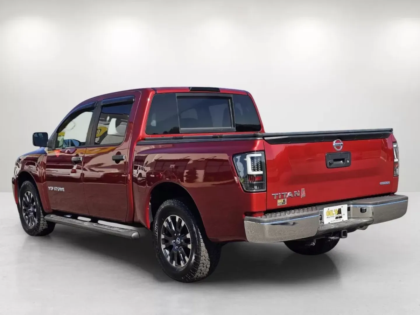 2013 /Charcoal Nissan Titan S (1N6BA0EK2DN) with an Other engine, located at 521 Old Farm Lane Rd, Prattville, AL, 36066, (334) 325-1505, 32.482460, -86.416367 - Are you in search of a versatile pickup that can handle your family's needs while also serving as your weekend warrior? Look no further than this stunning 2013 Nissan Titan S, available now at Gils Auto - Prattville. This crew cab pickup, with its striking Cayenne Red exterior and comfortable charco - Photo#7