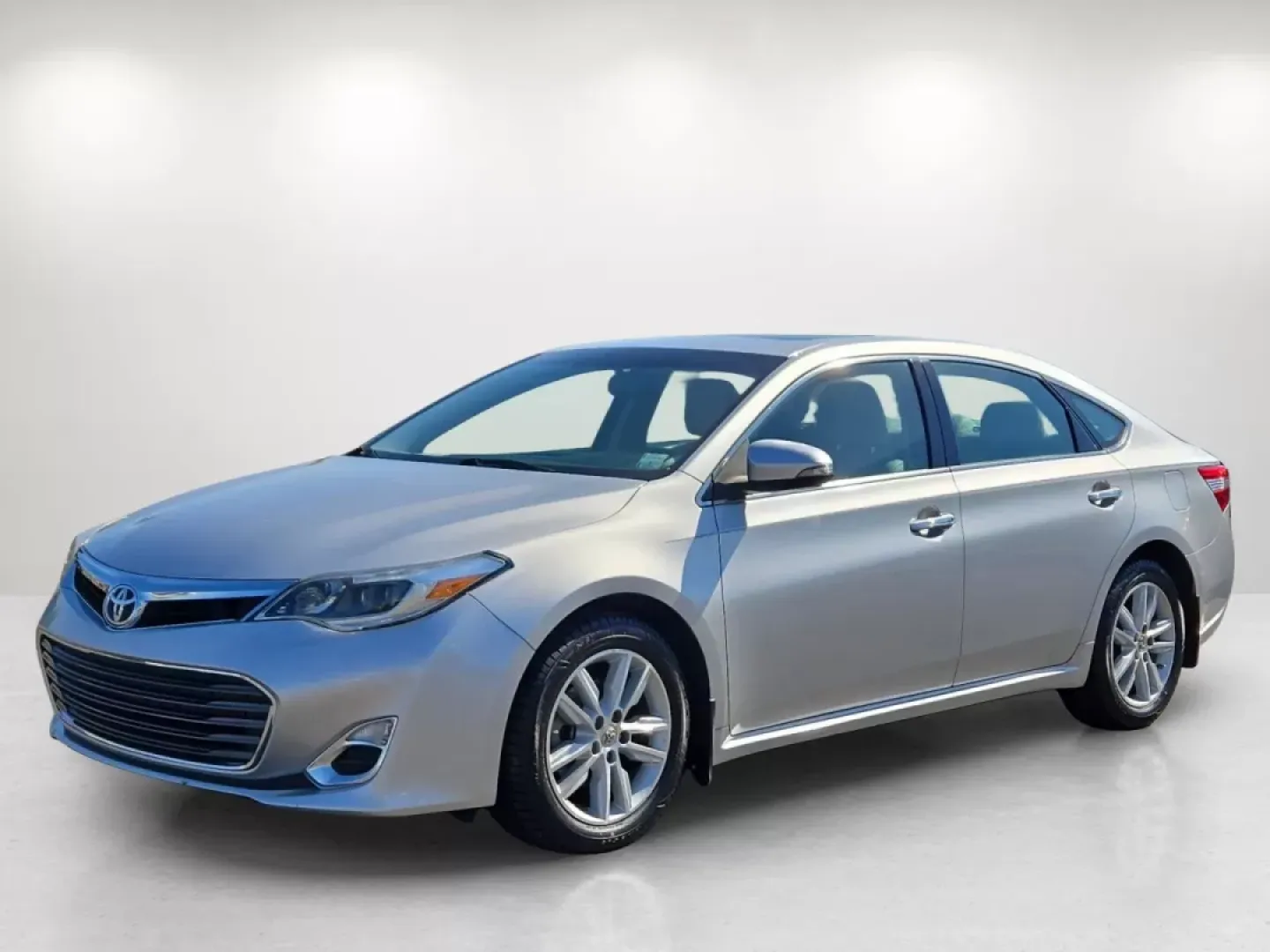 2013 Toyota Avalon XLE (4T1BK1EB9DU) with an Other engine, located at 521 Old Farm Lane Rd, Prattville, AL, 36066, (334) 325-1505, 32.482460, -86.416367 - **Drive in Style and Comfort with Our 2013 Toyota Avalon at Gils Auto, Prattville**<br /> <br /> Are you in the market for a reliable sedan that effortlessly combines style, comfort, and functionality? Look no further! The 2013 Toyota Avalon is the perfect vehicle for anyone seeking both luxury and - Photo#1
