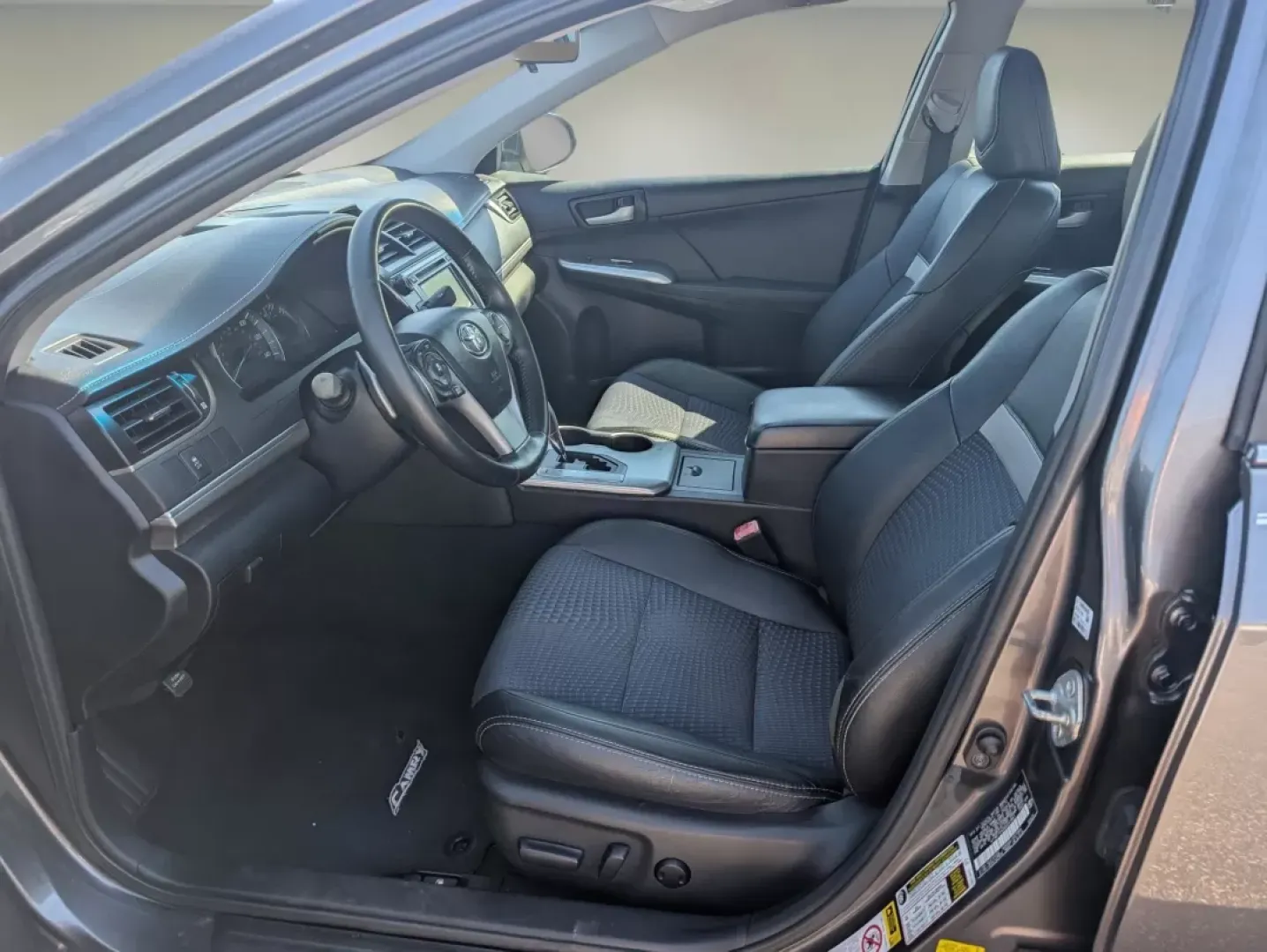 2013 Toyota Camry SE (4T1BF1FK2DU) with an Other engine, located at 1430 Gateway Drive, Opelika, AL, 36801, (334) 239-0944, 32.637871, -85.409790 - Are you a budget-conscious buyer looking for a reliable vehicle that fits seamlessly into your daily life? Look no further than this 2013 Toyota Camry, available now at Gils Auto in Phenix City, AL. Perfect for those long commutes or weekend adventures, this sedan offers a blend of comfort, safety, - Photo#9